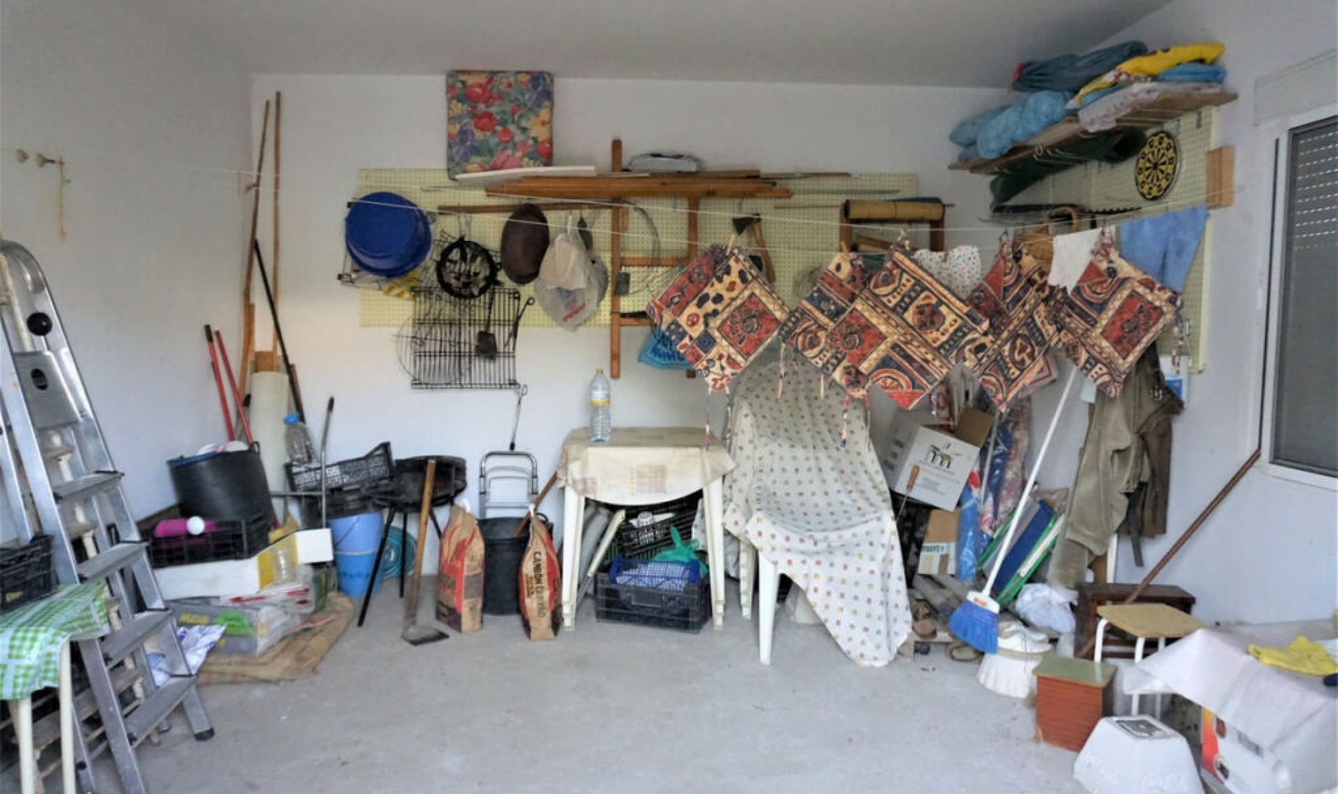 Resale - House -
Alcaucín