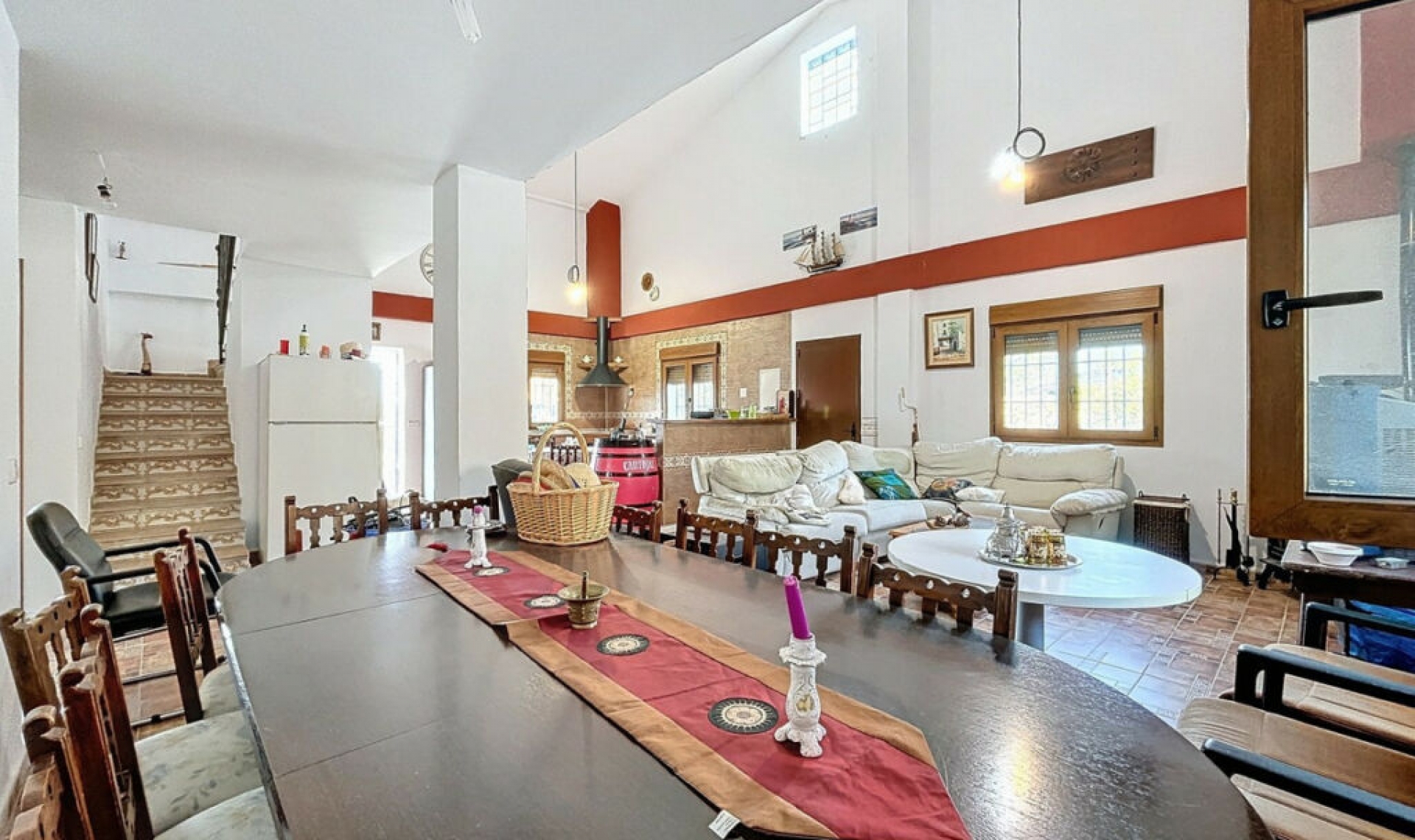 Resale - House -
Alcaucín