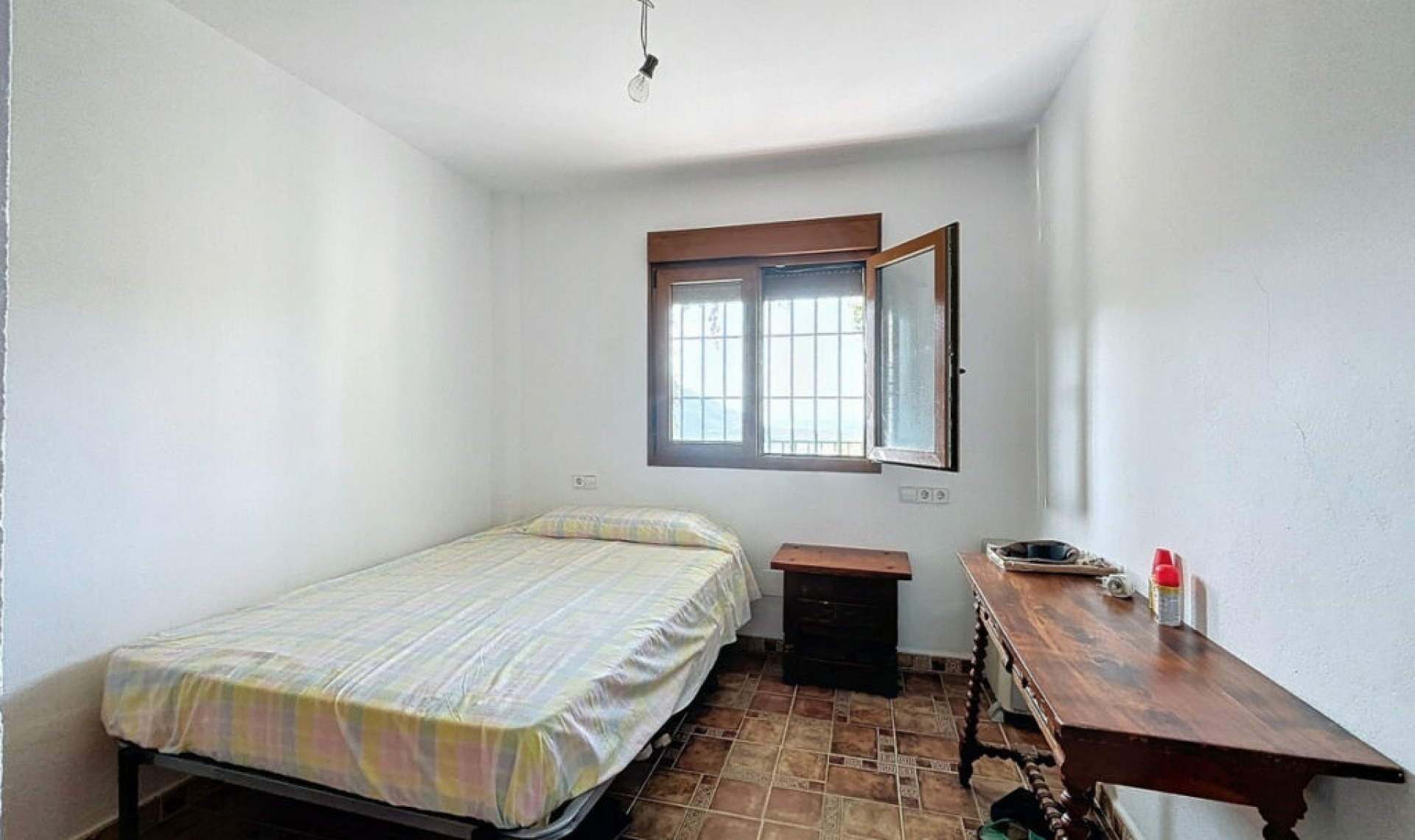 Resale - House -
Alcaucín