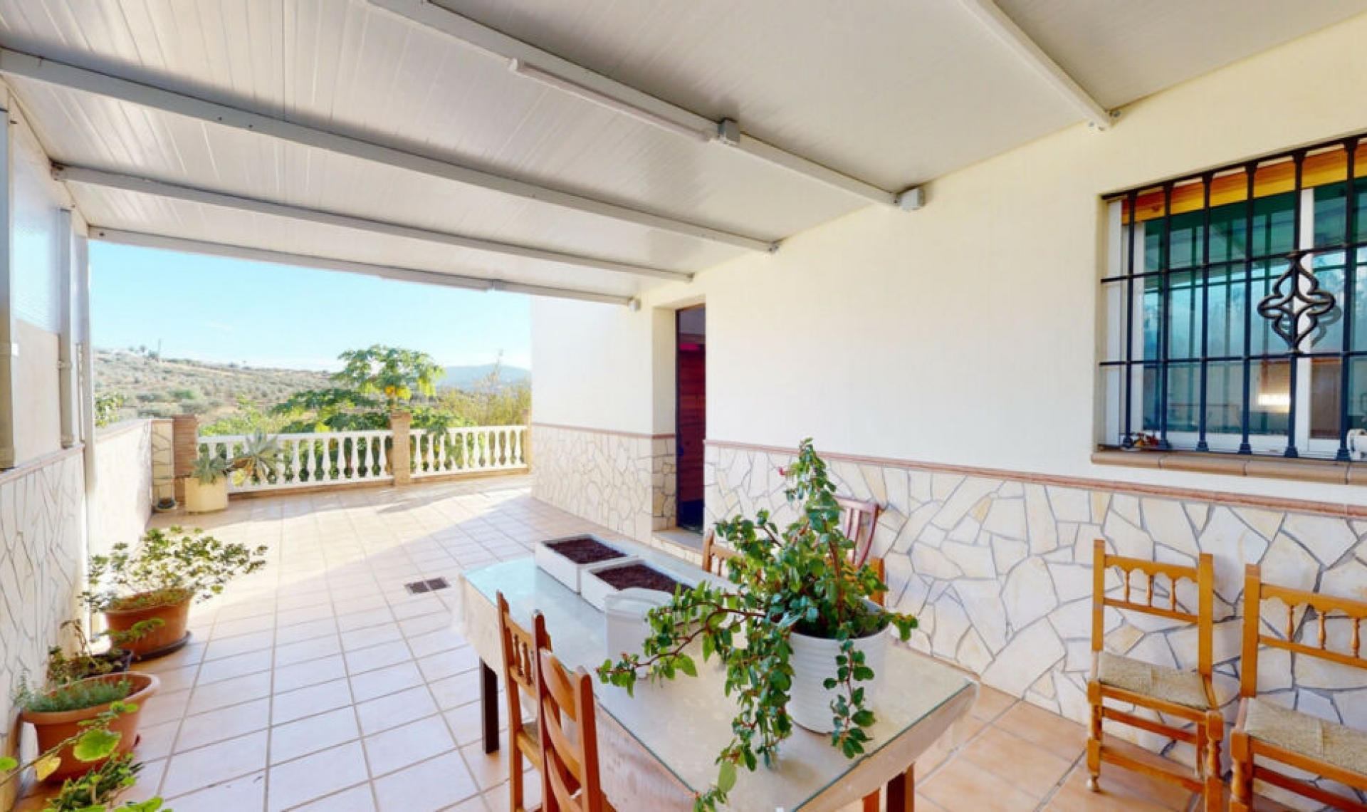 Resale - House -
Alcaucín