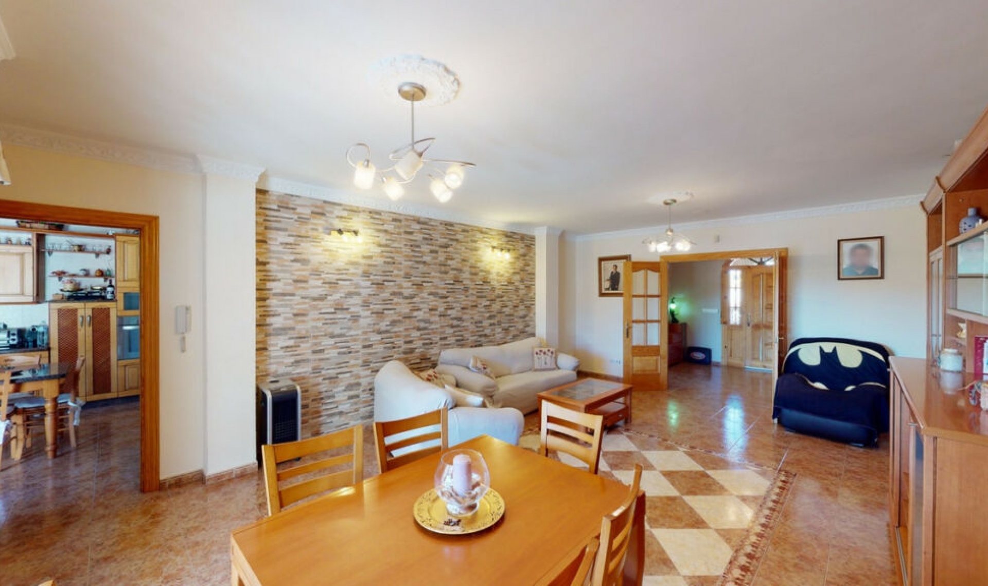 Resale - House -
Alcaucín
