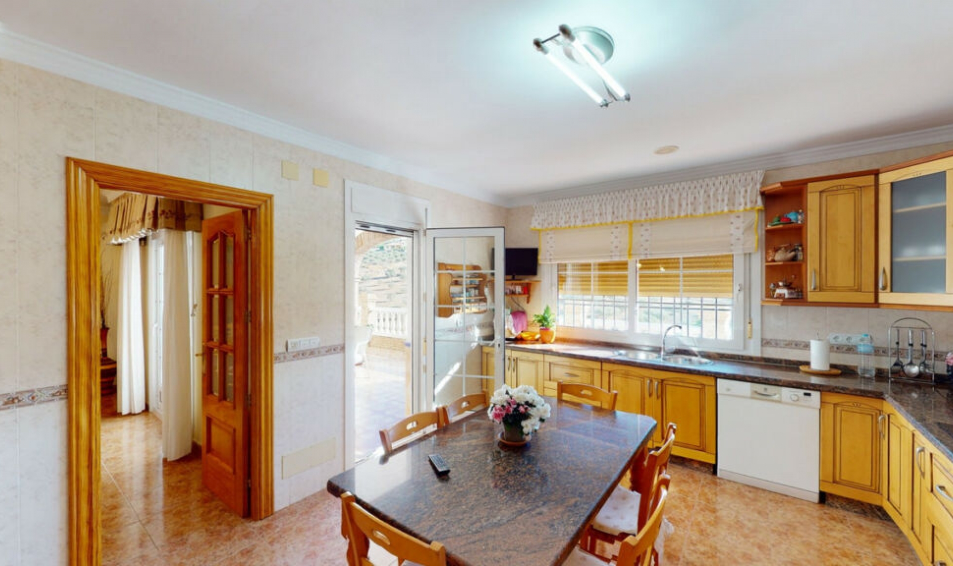 Resale - House -
Alcaucín
