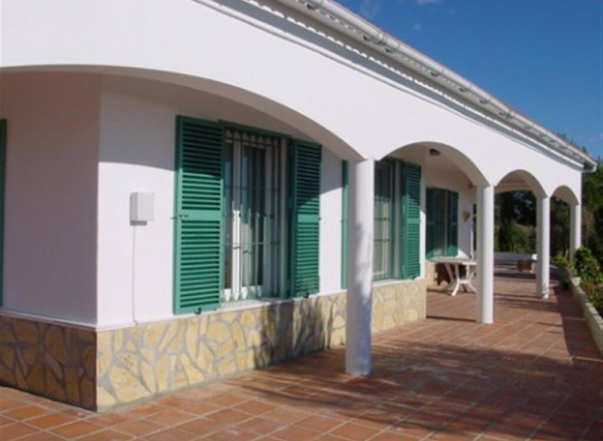 Resale - House -
Algarrobo