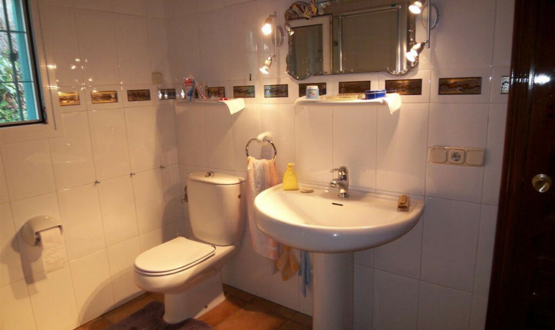 Resale - House -
Algarrobo