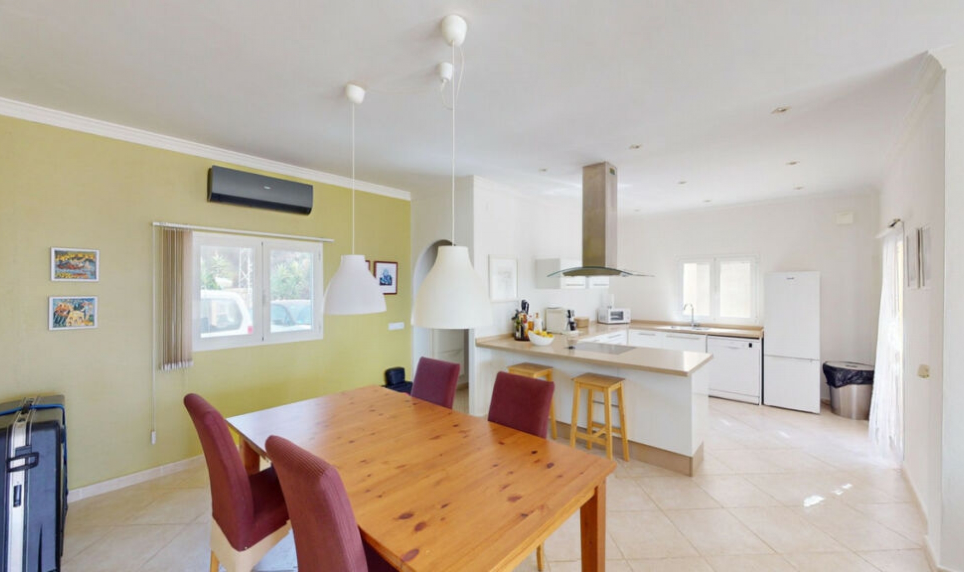Resale - House -
Algarrobo