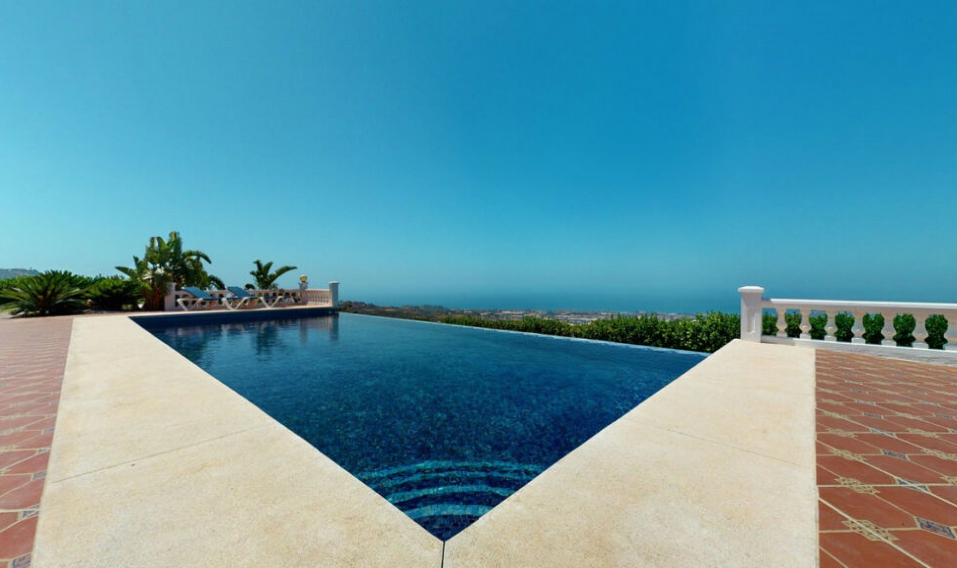 Resale - House -
Algarrobo