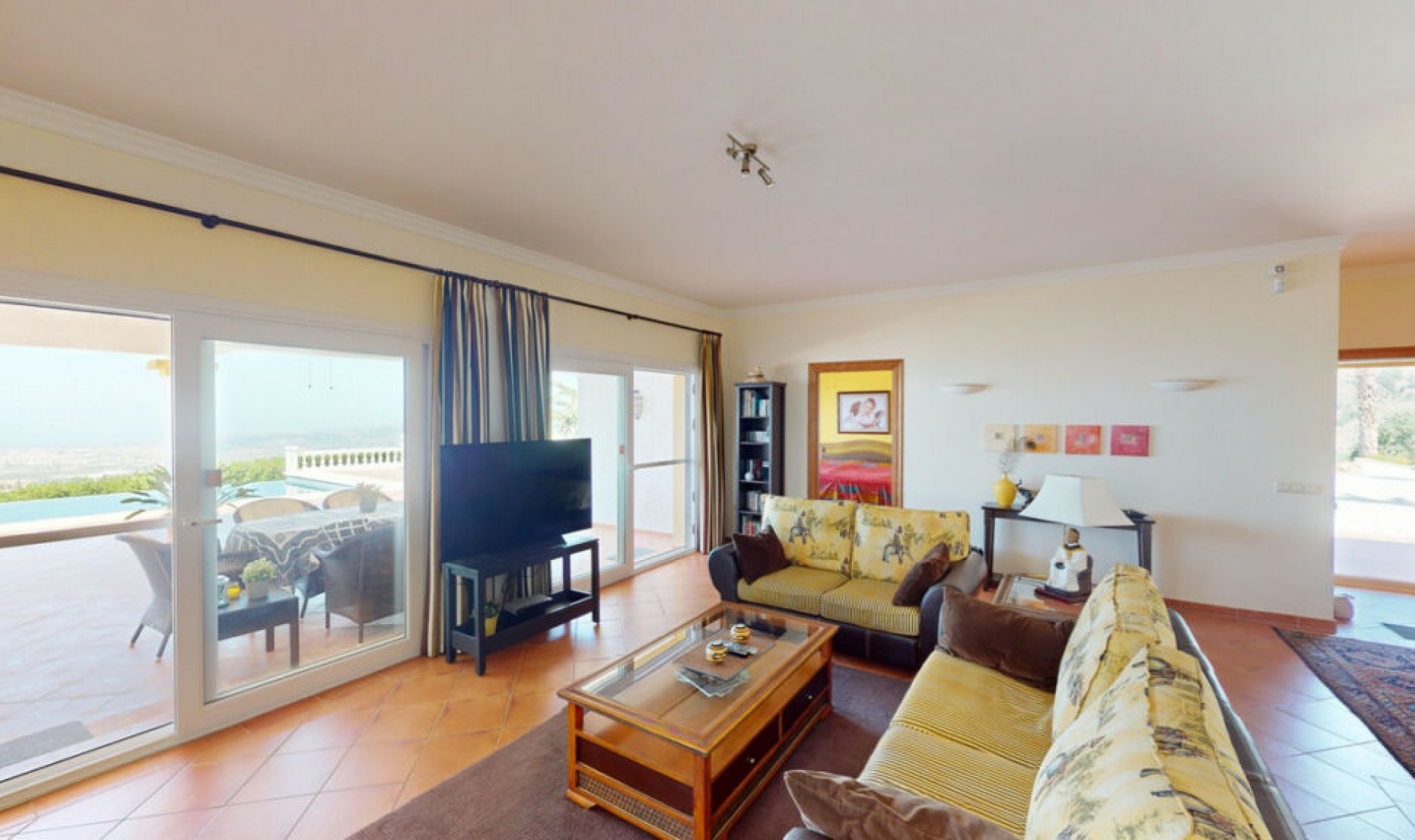 Resale - House -
Algarrobo