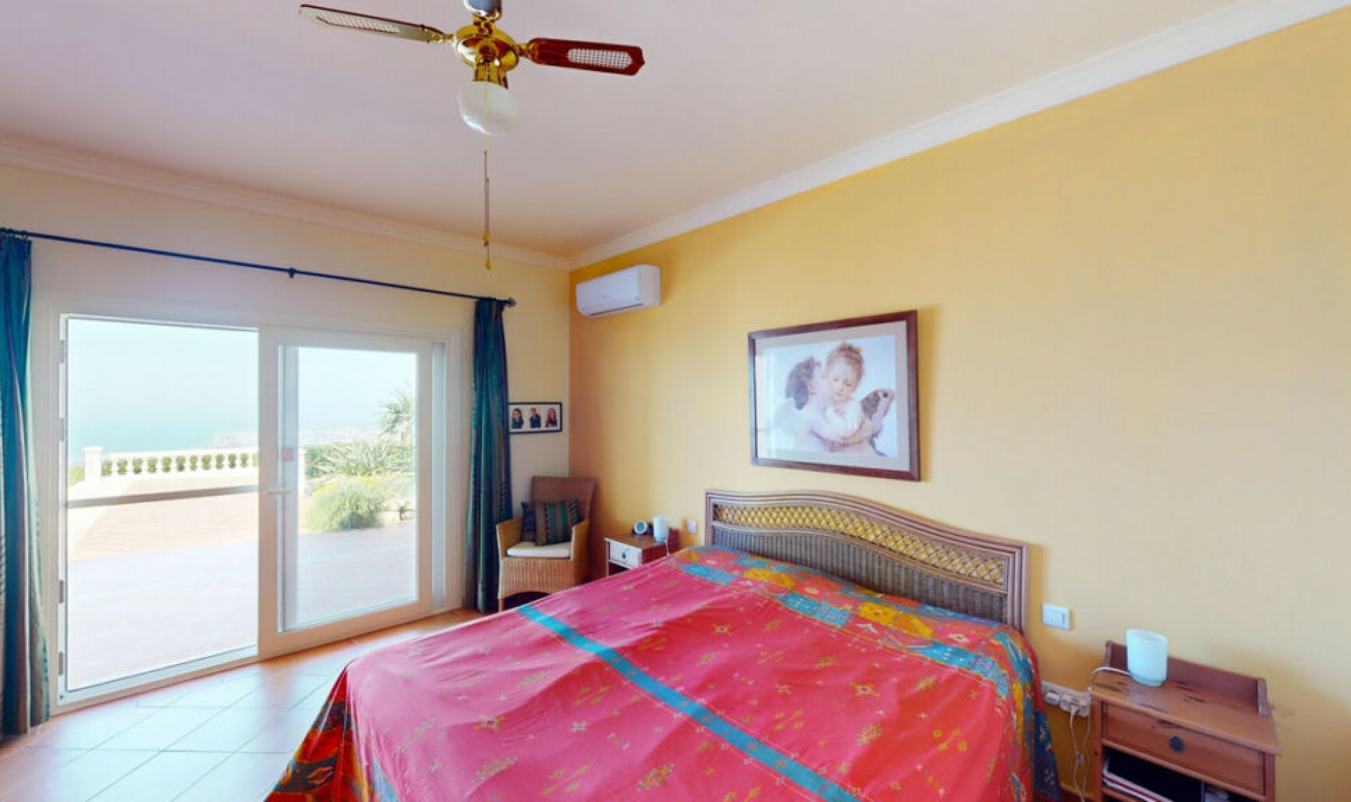 Resale - House -
Algarrobo