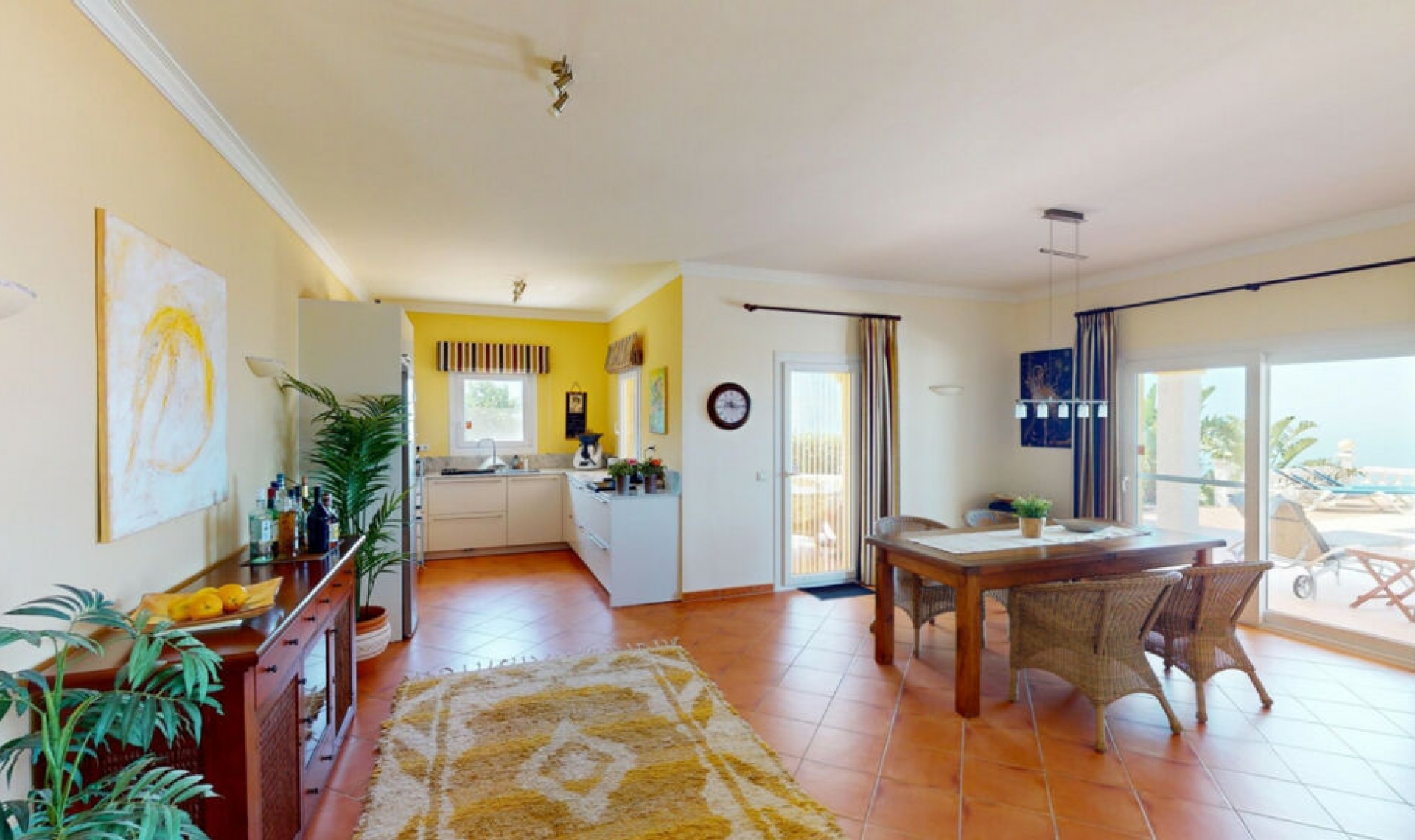 Resale - House -
Algarrobo