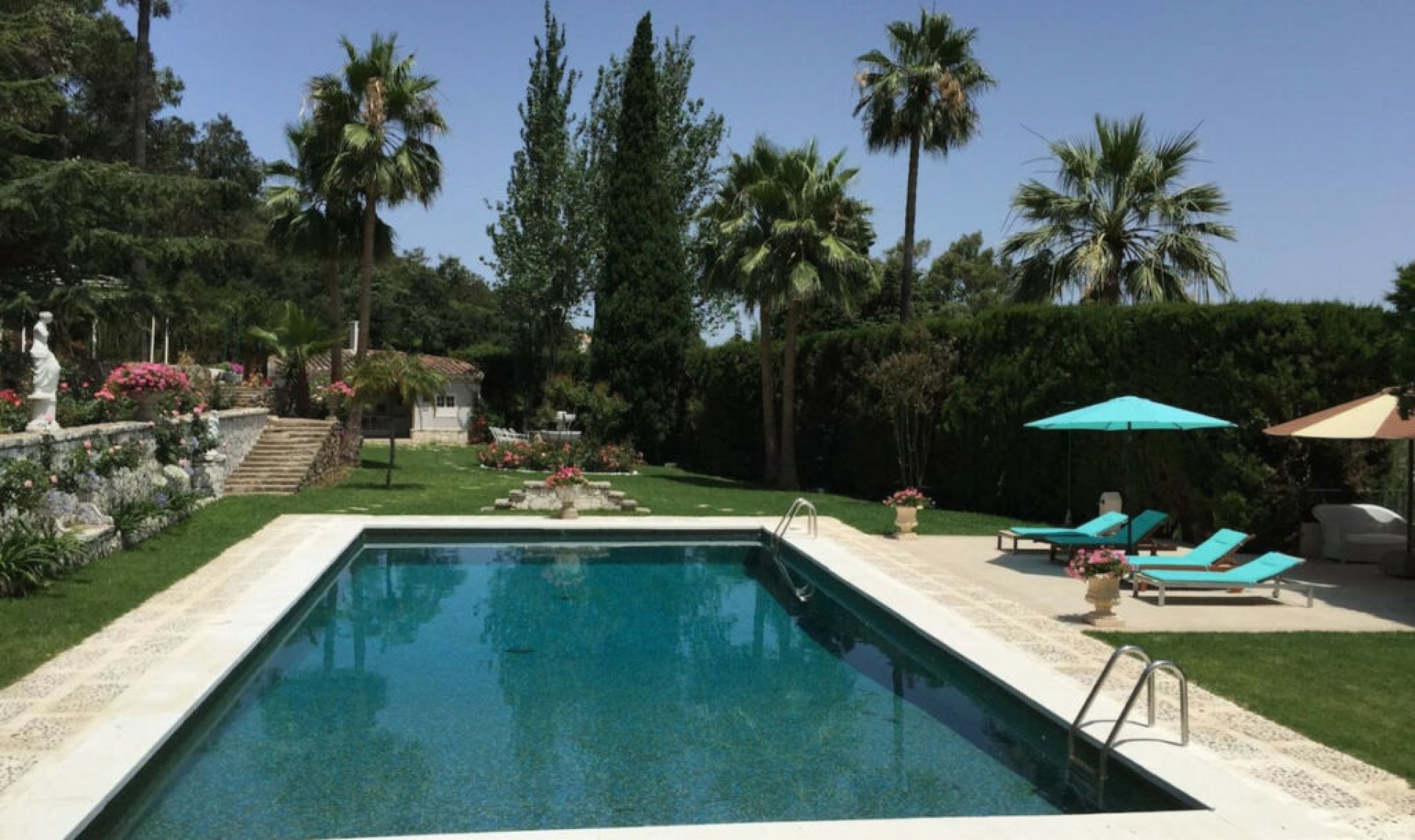 Resale - House -
Algeciras