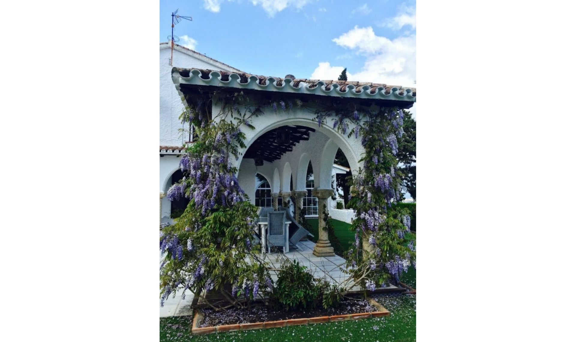 Resale - House -
Algeciras