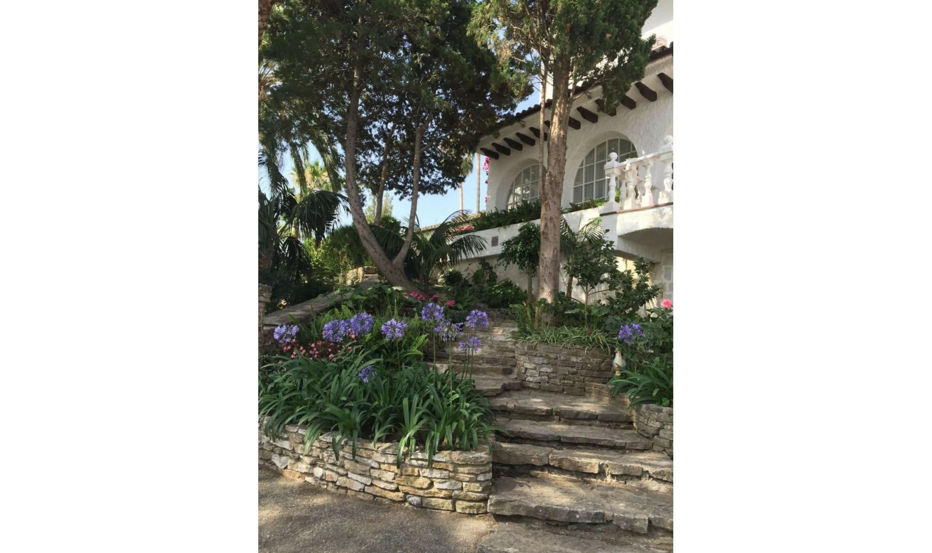 Resale - House -
Algeciras