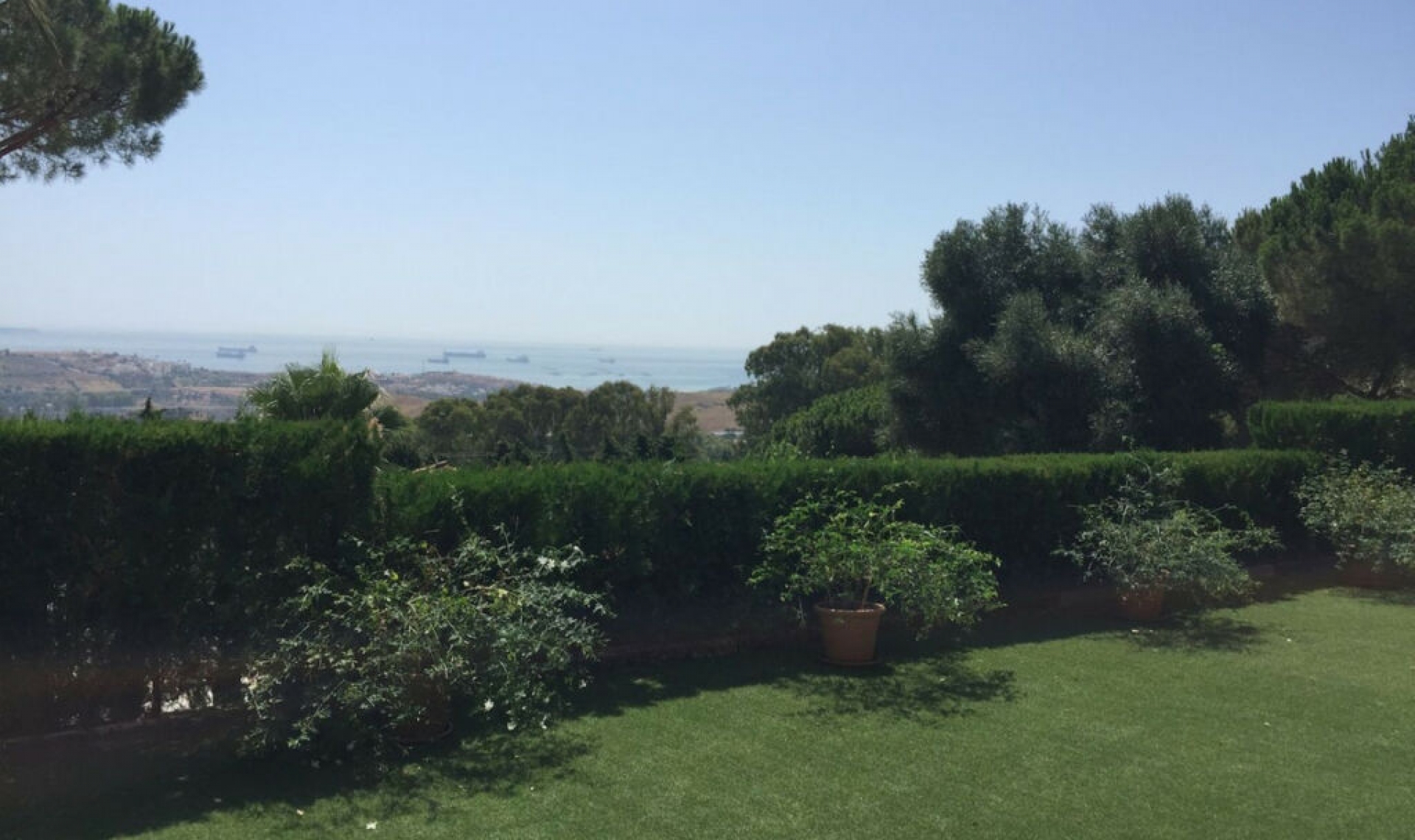 Resale - House -
Algeciras