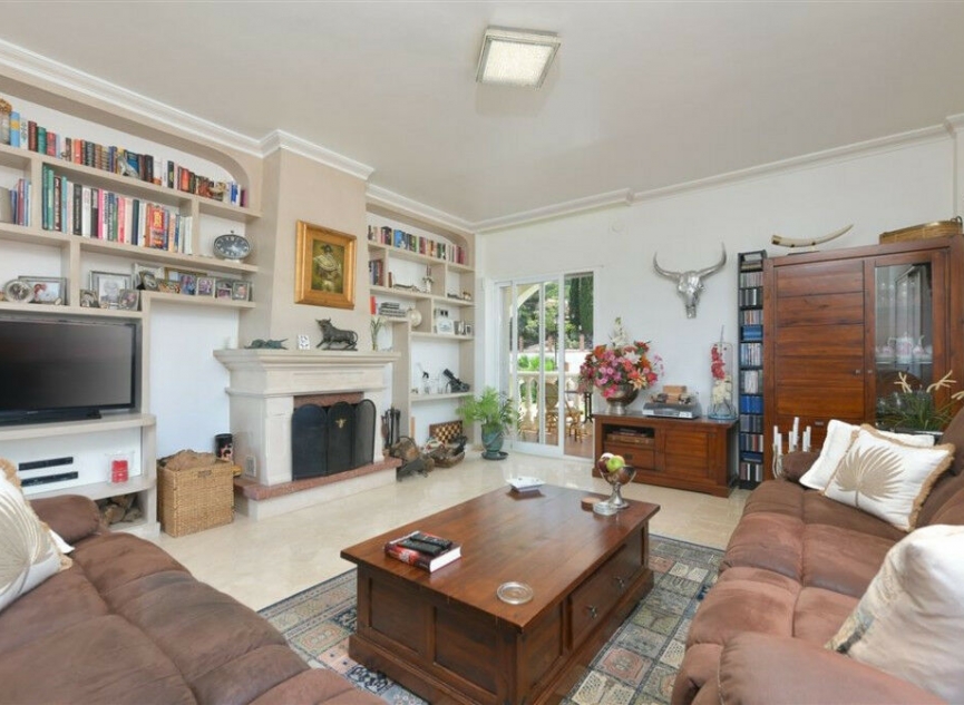 Resale - House -
Alhaurín de la Torre