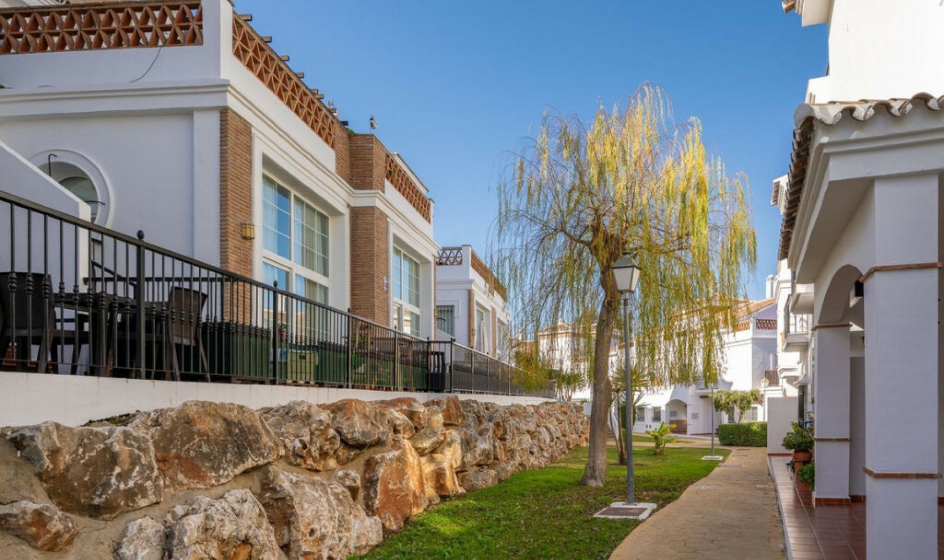 Resale - House -
Alhaurín de la Torre