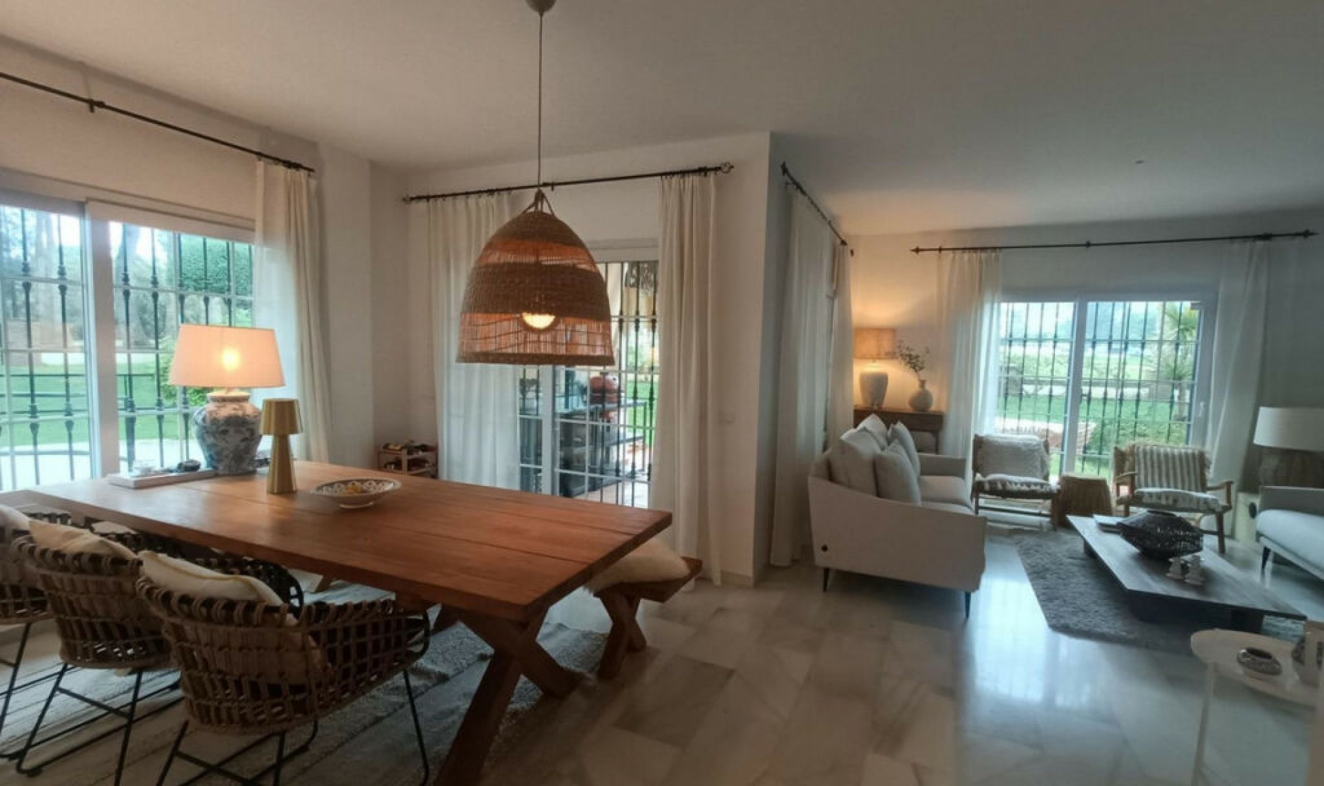 Resale - House -
Alhaurín de la Torre