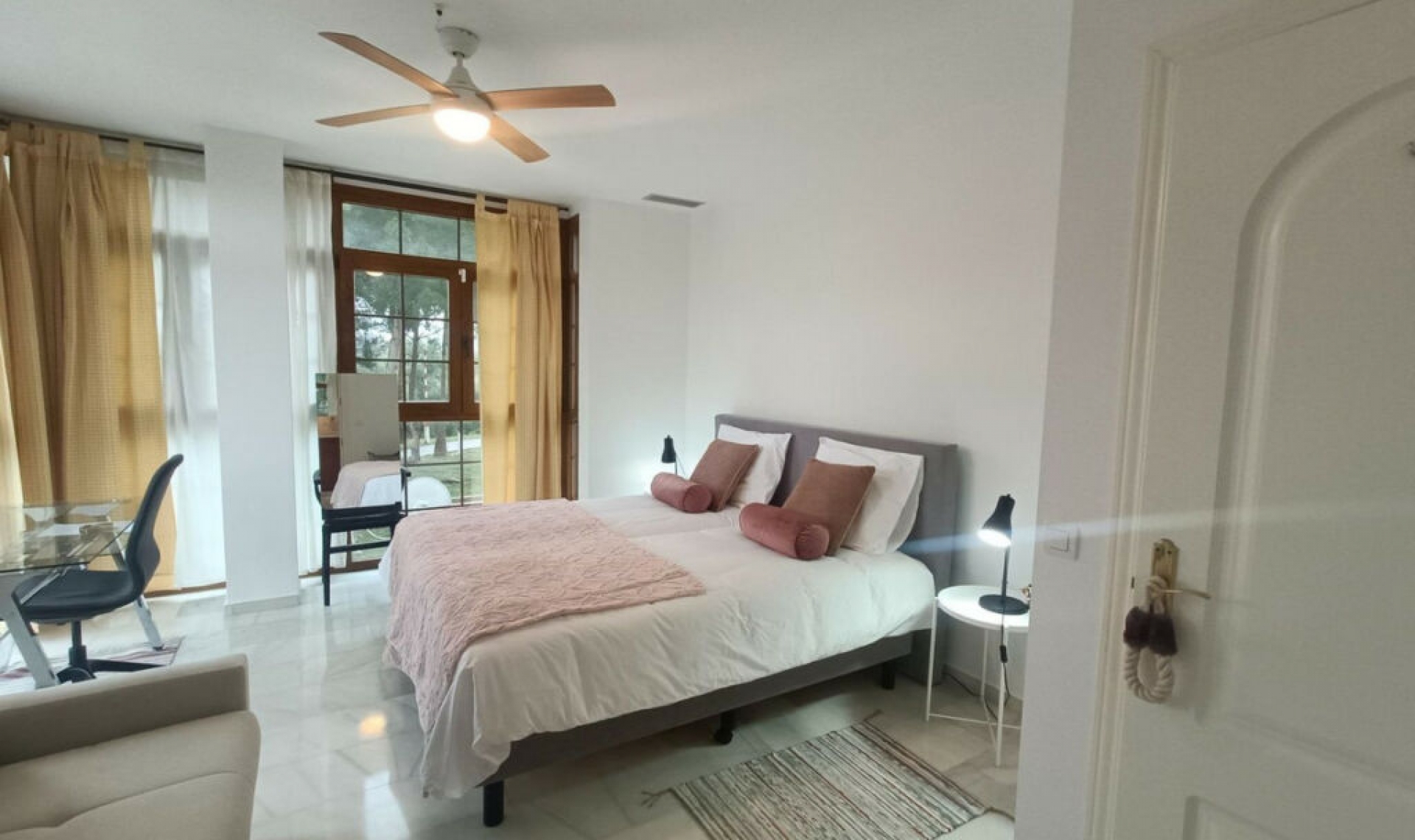 Resale - House -
Alhaurín de la Torre