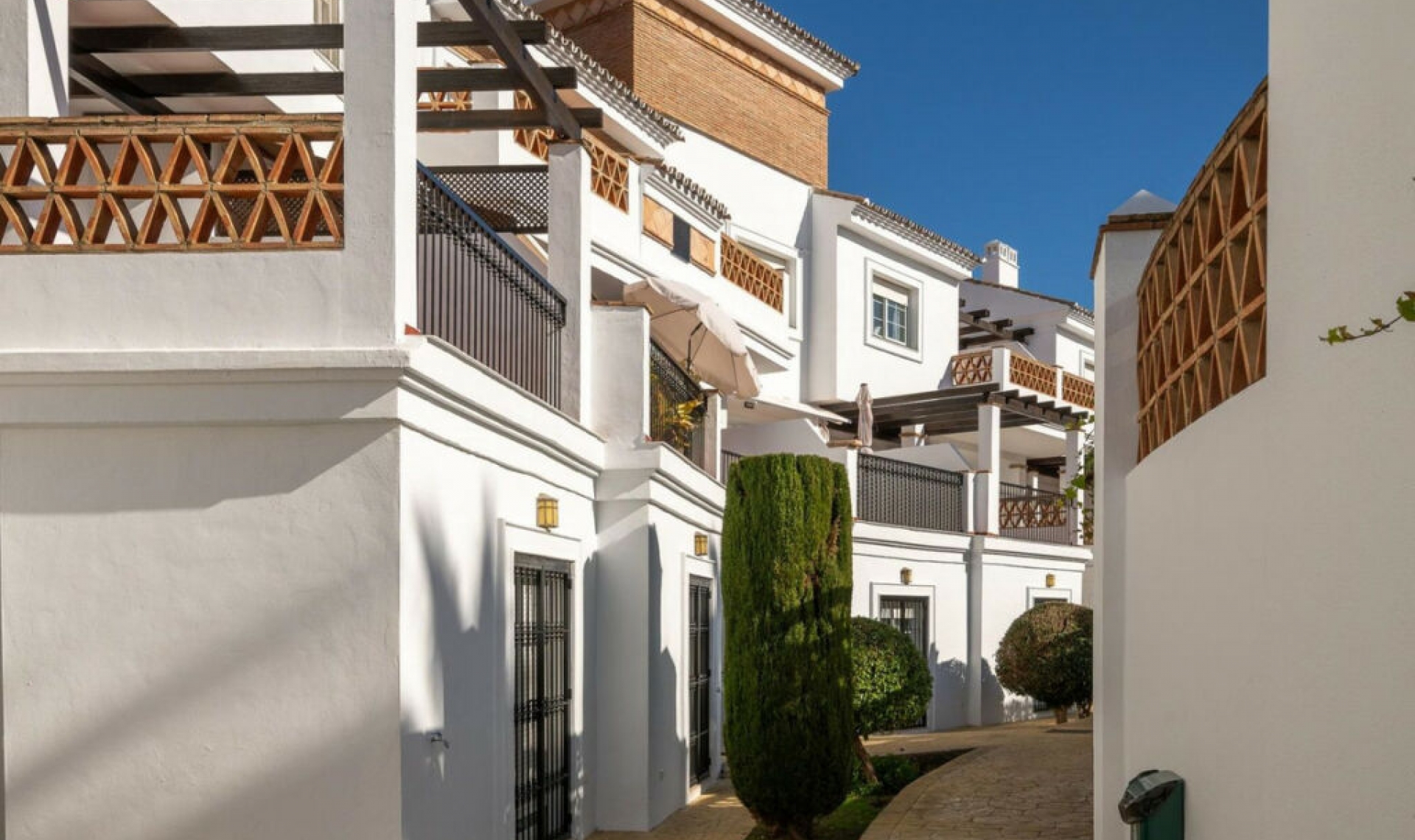 Resale - House -
Alhaurín de la Torre