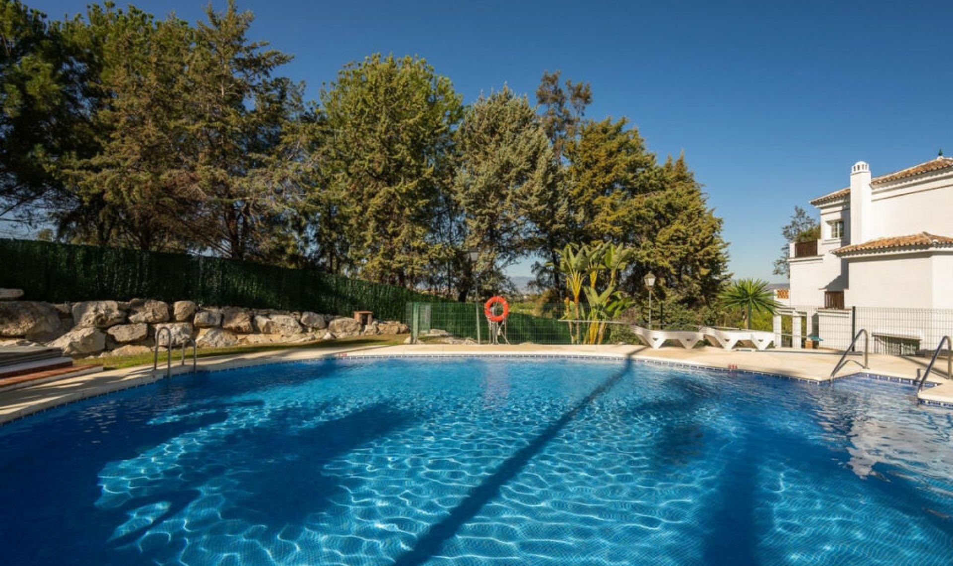 Resale - House -
Alhaurín de la Torre