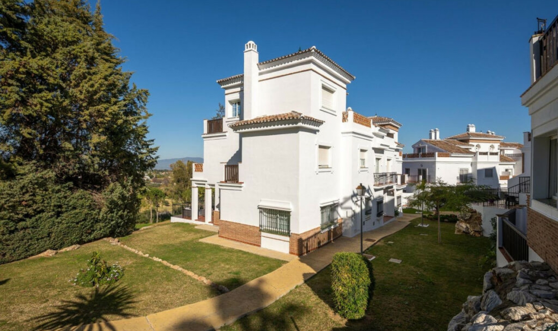 Resale - House -
Alhaurín de la Torre