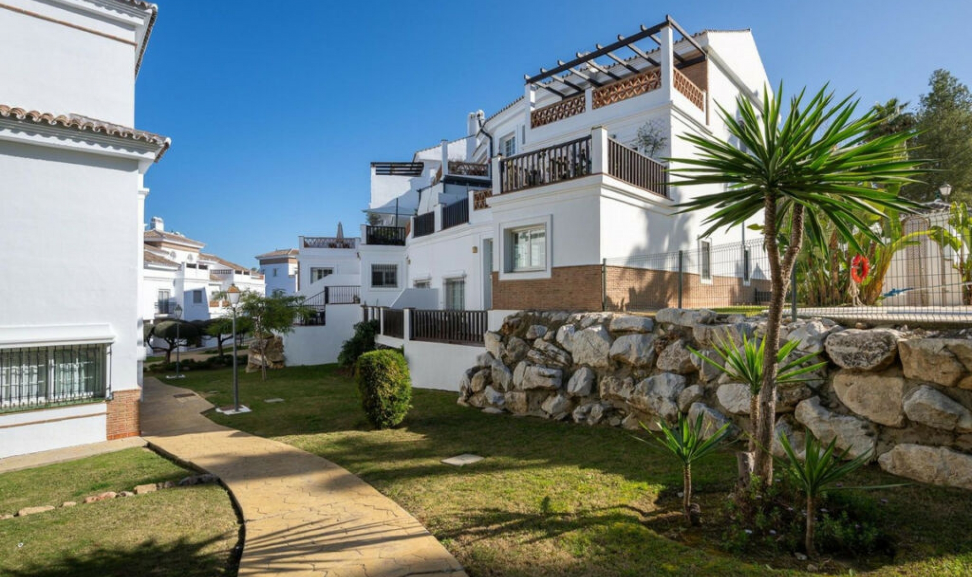 Resale - House -
Alhaurín de la Torre