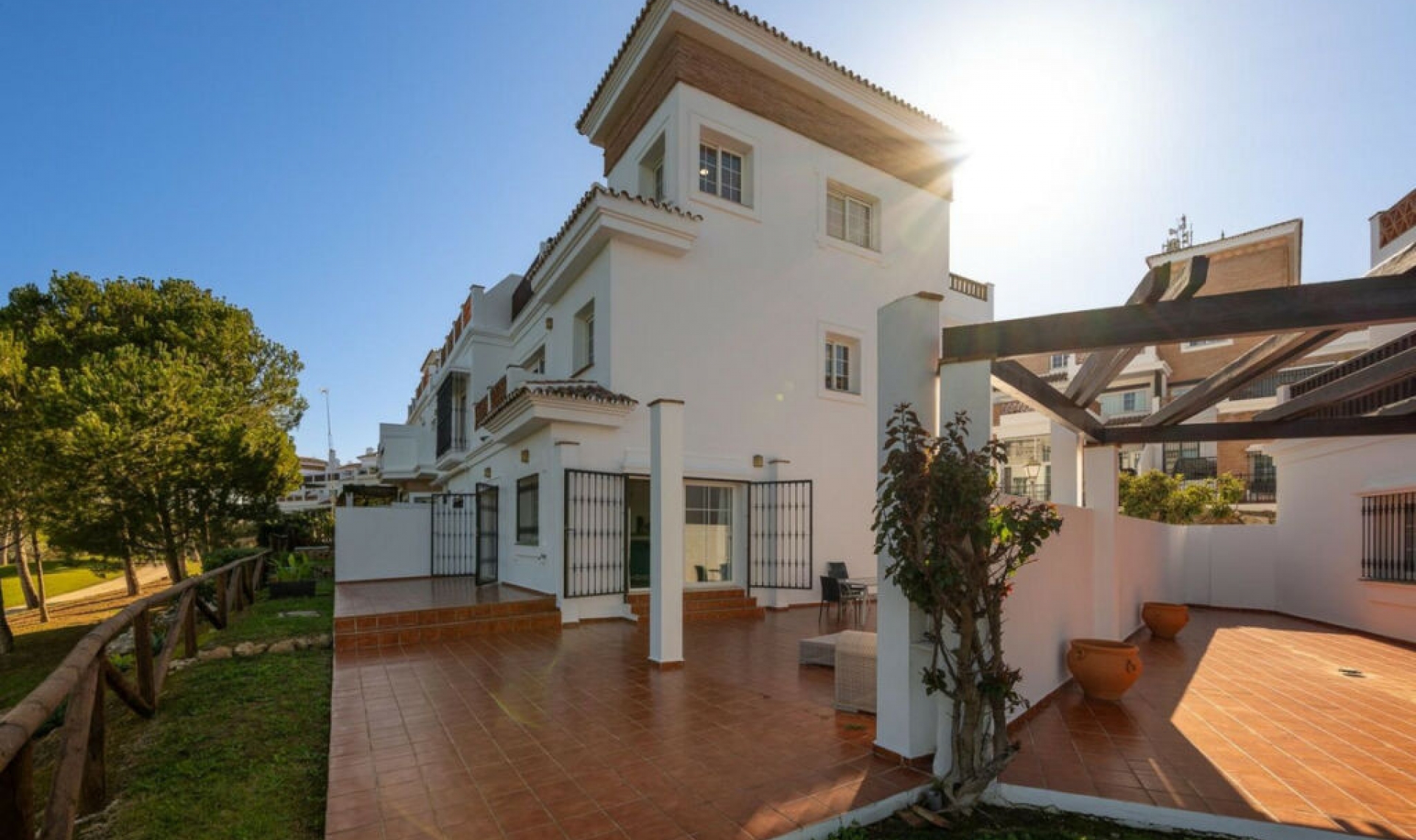 Resale - House -
Alhaurín de la Torre