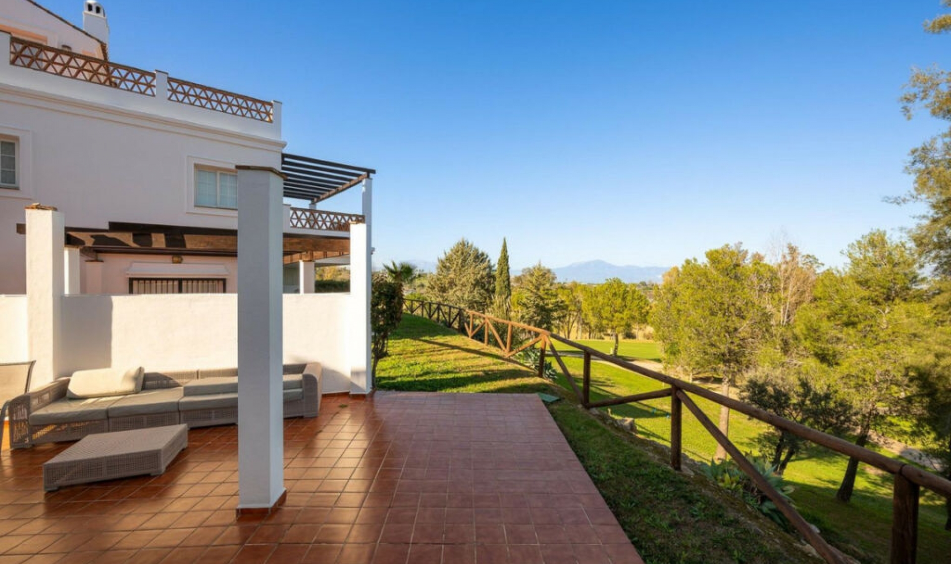 Resale - House -
Alhaurín de la Torre