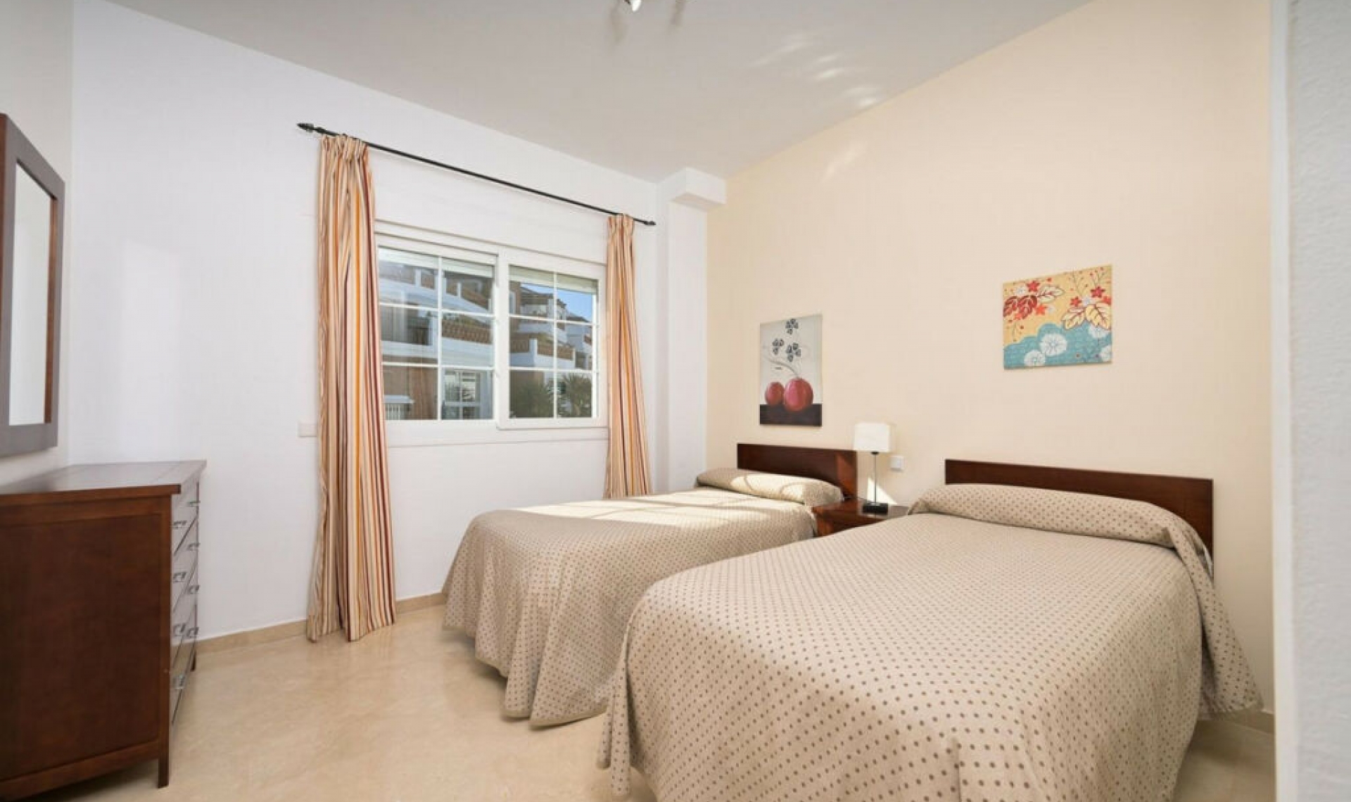 Resale - House -
Alhaurín de la Torre