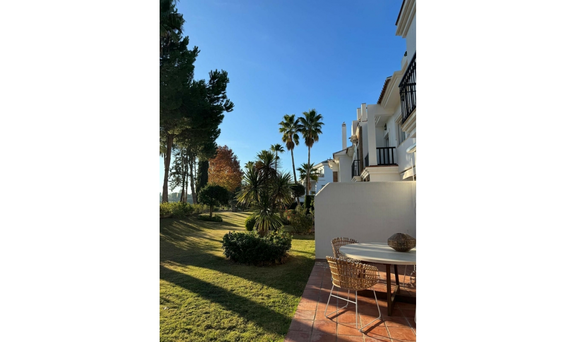 Resale - House -
Alhaurín de la Torre