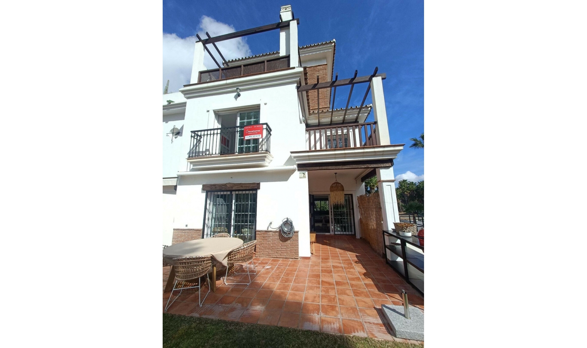 Resale - House -
Alhaurín de la Torre