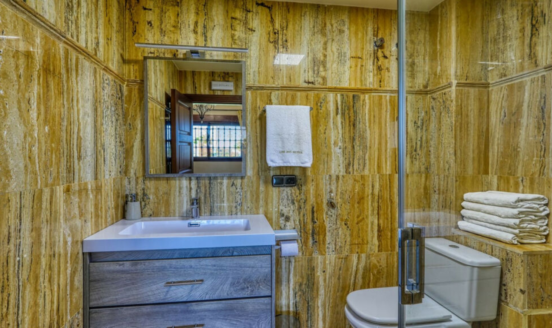 Resale - House -
Alhaurín de la Torre