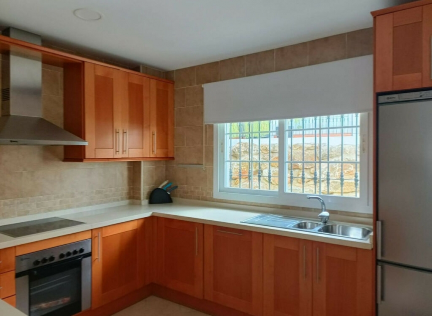 Resale - House -
Alhaurín de la Torre