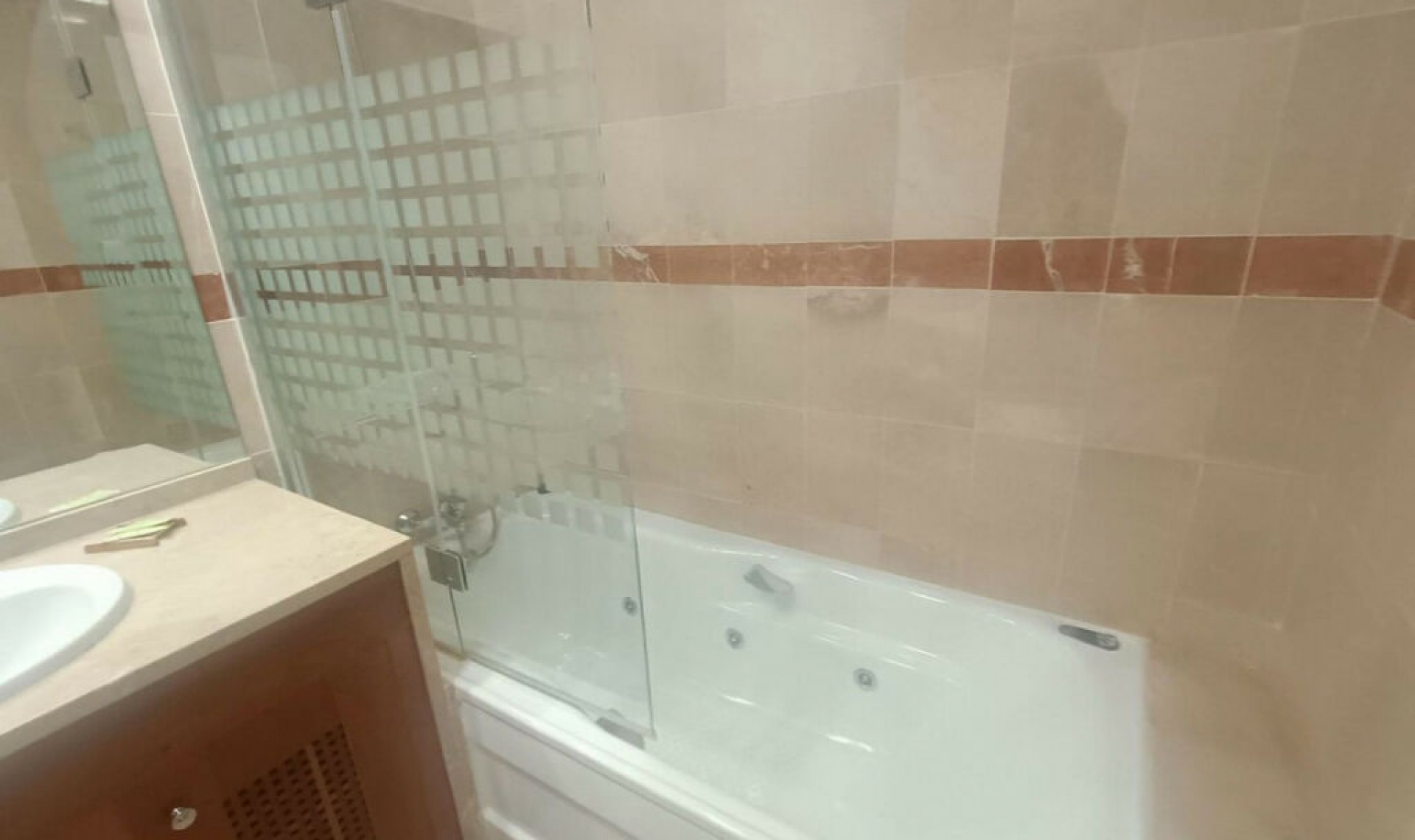 Resale - House -
Alhaurín de la Torre