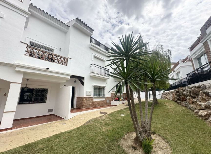 Resale - House -
Alhaurín de la Torre