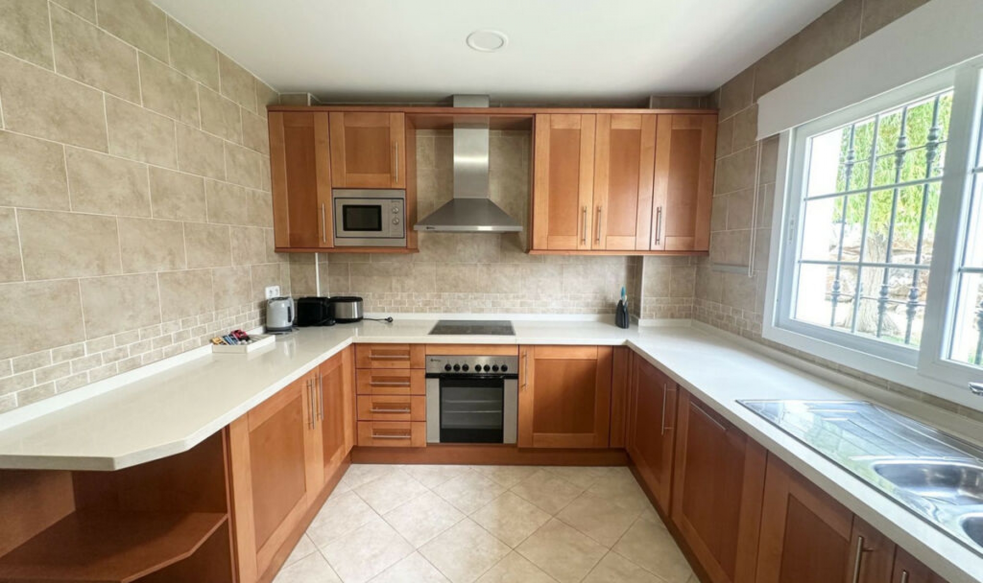 Resale - House -
Alhaurín de la Torre