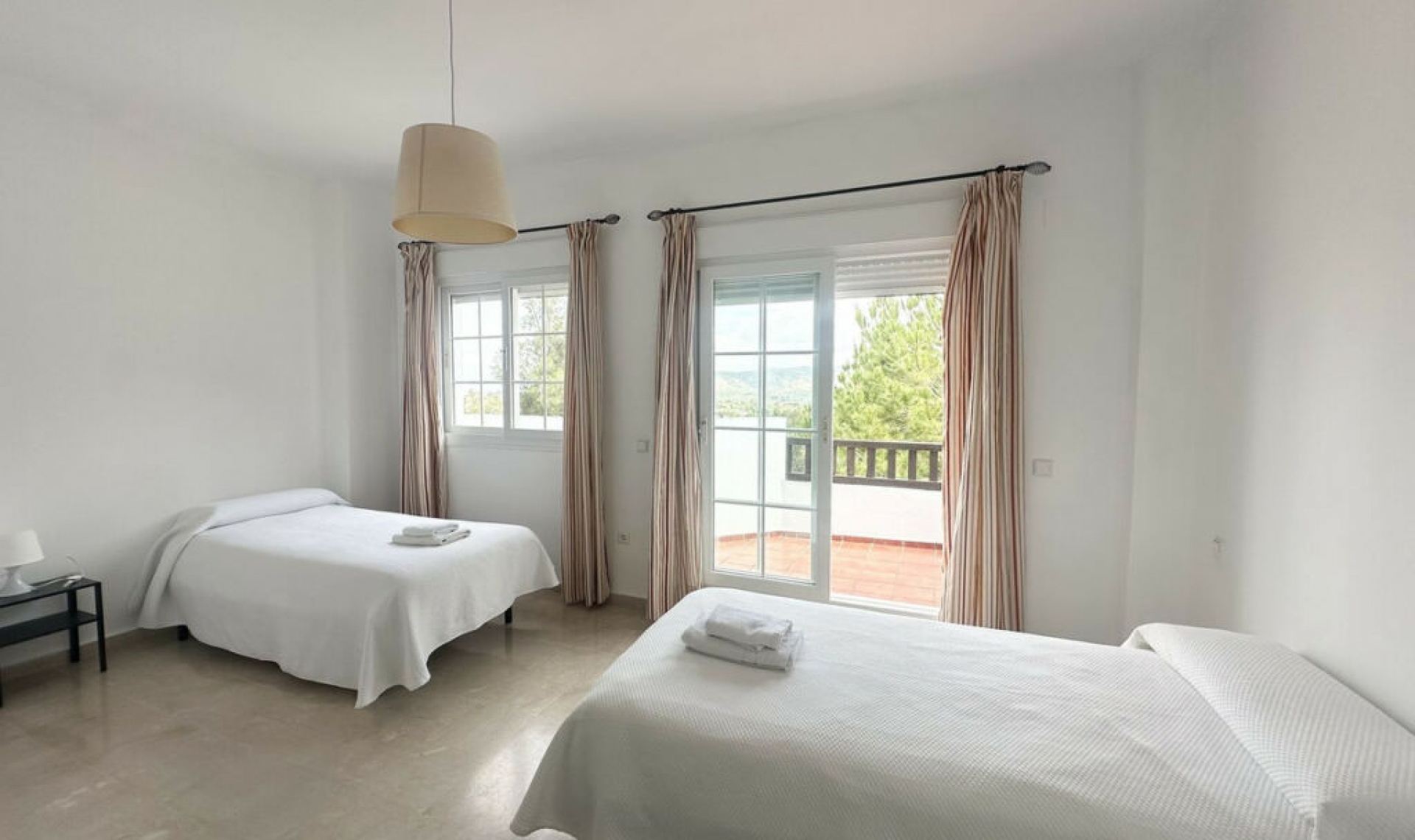 Resale - House -
Alhaurín de la Torre