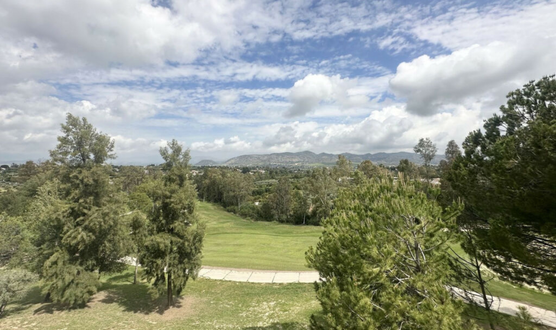 Resale - House -
Alhaurín de la Torre