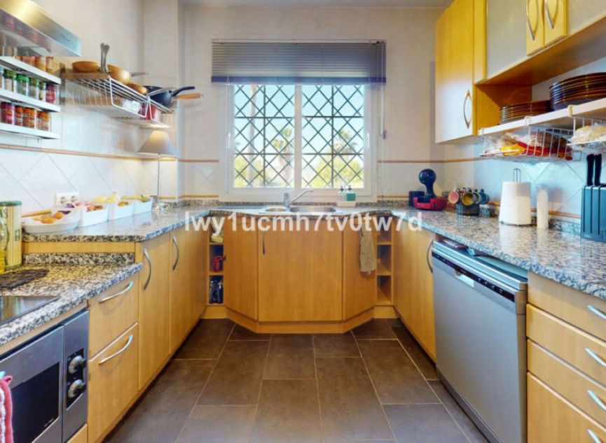 Resale - House -
Alhaurín de la Torre