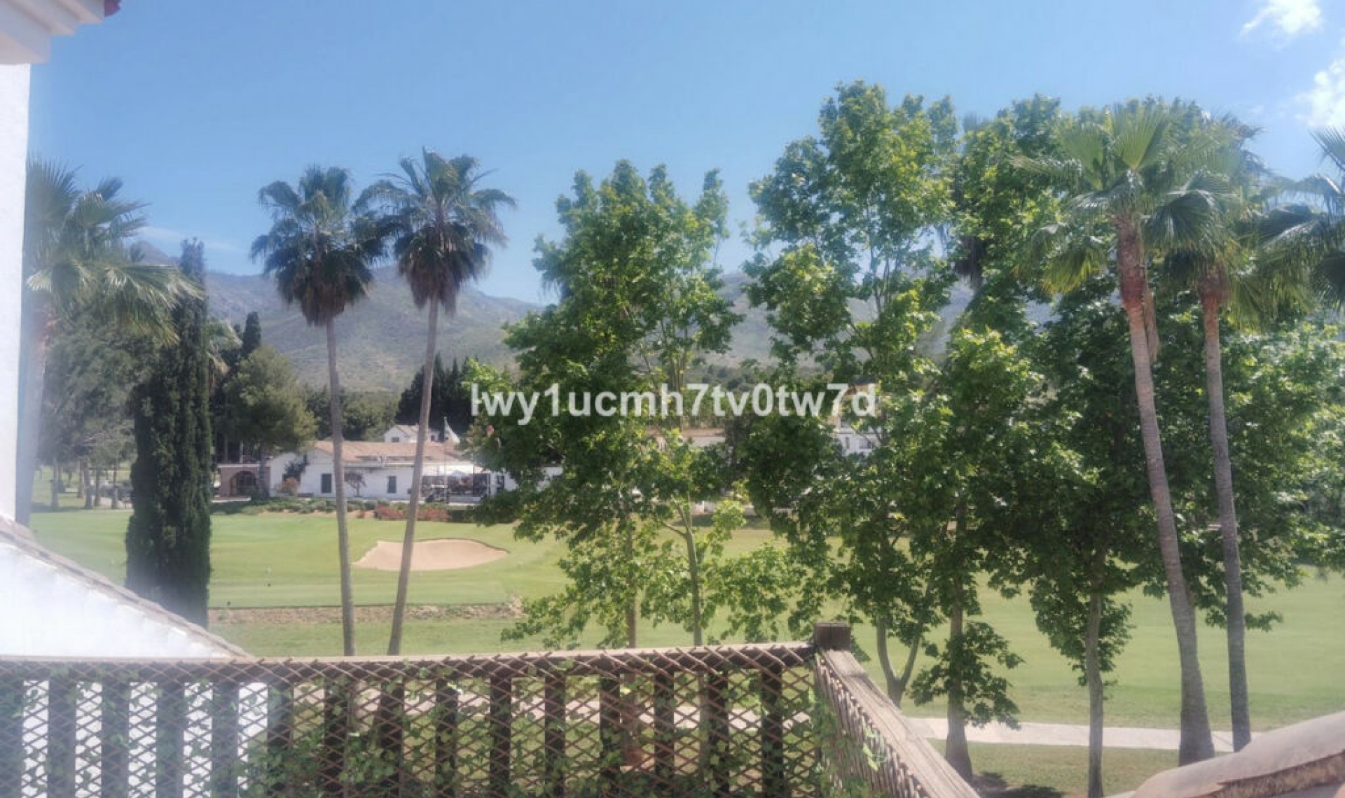 Resale - House -
Alhaurín de la Torre