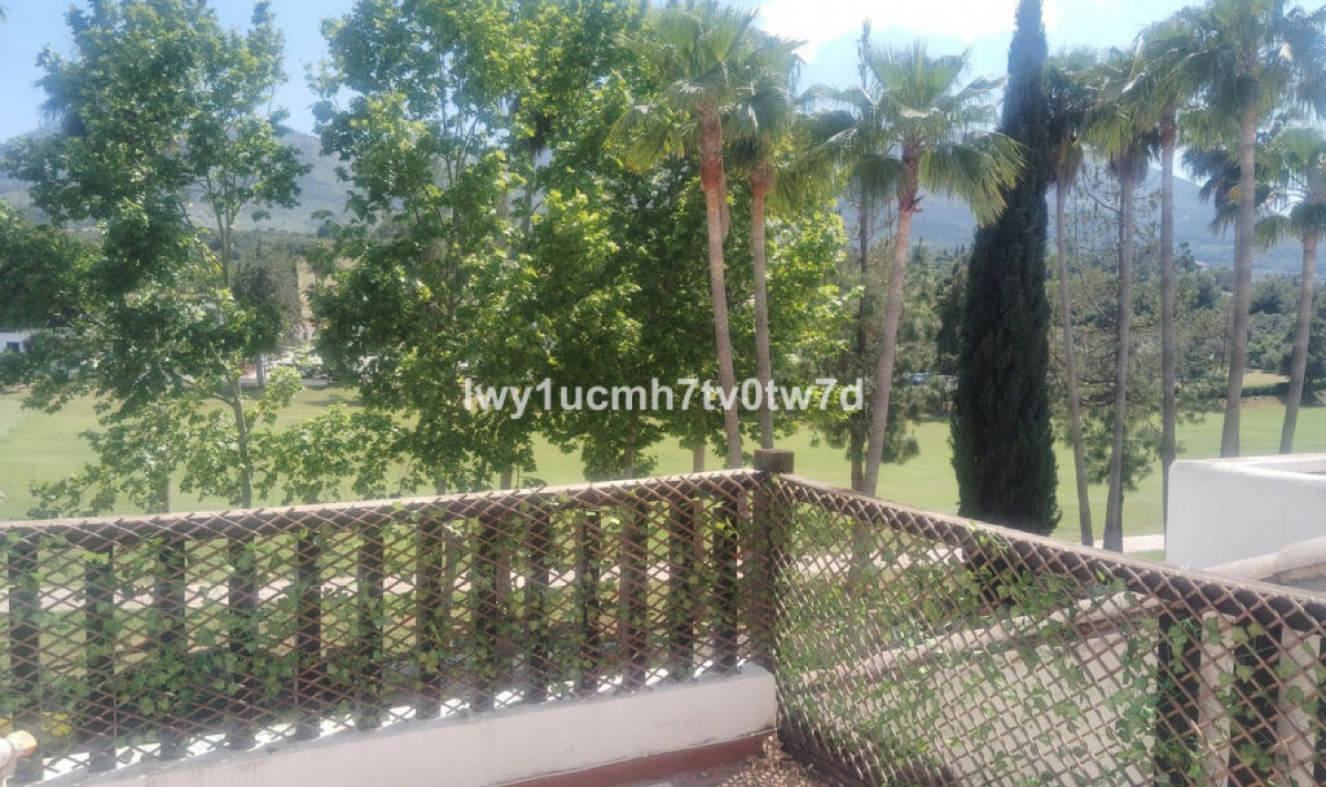 Resale - House -
Alhaurín de la Torre