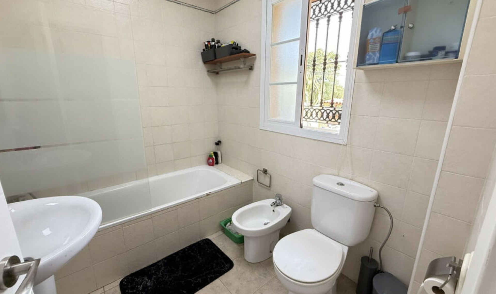 Resale - House -
Alhaurín de la Torre