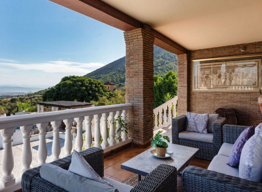 Resale - House -
Alhaurín de la Torre