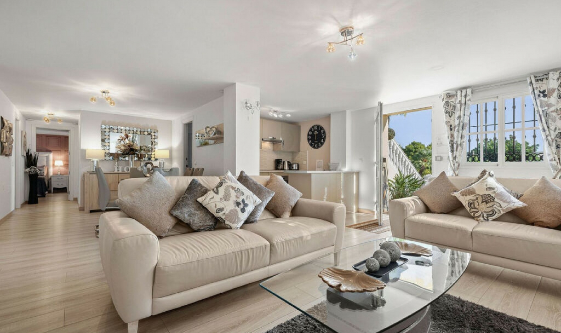 Resale - House -
Alhaurín de la Torre