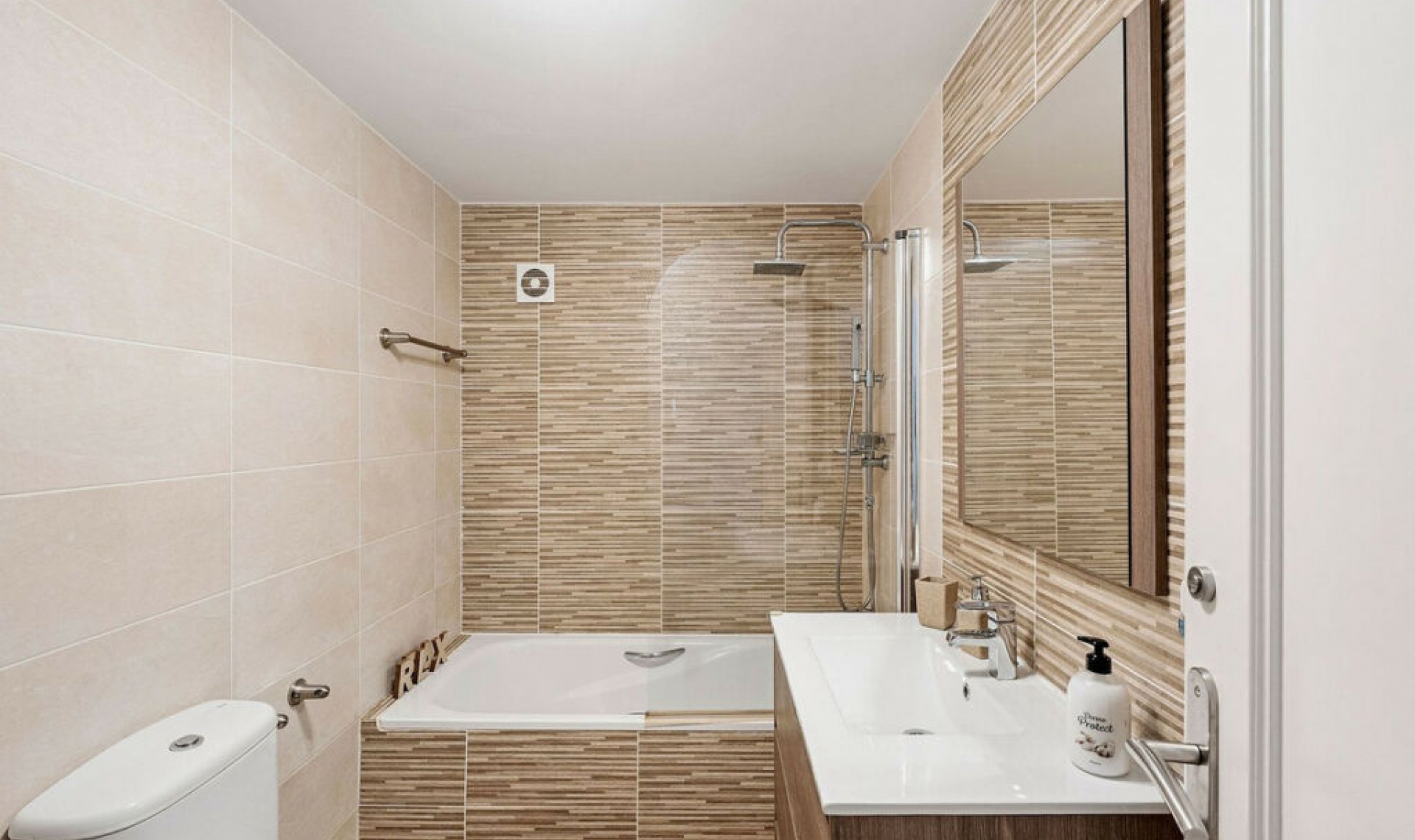 Resale - House -
Alhaurín de la Torre