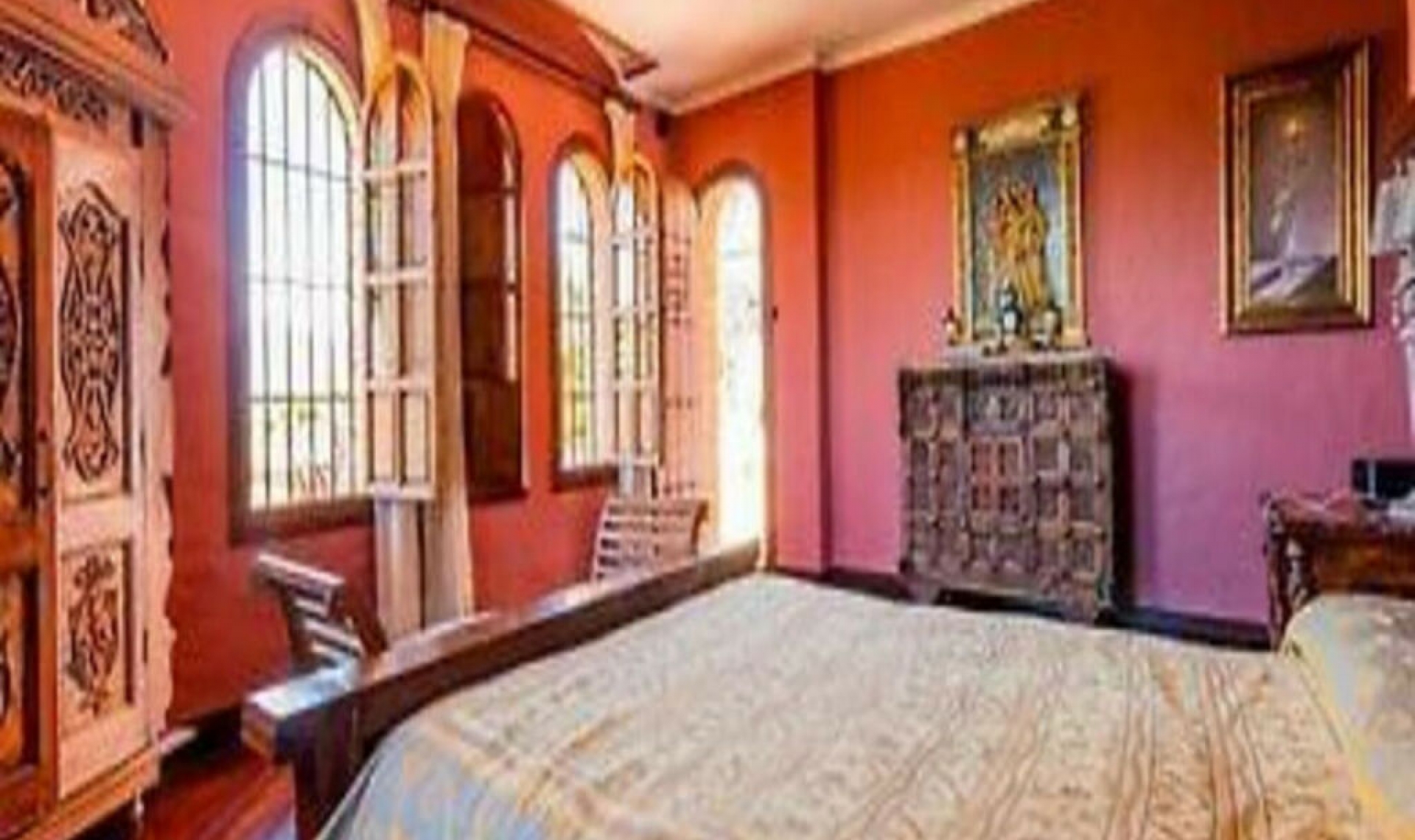 Resale - House -
Alhaurín el Grande