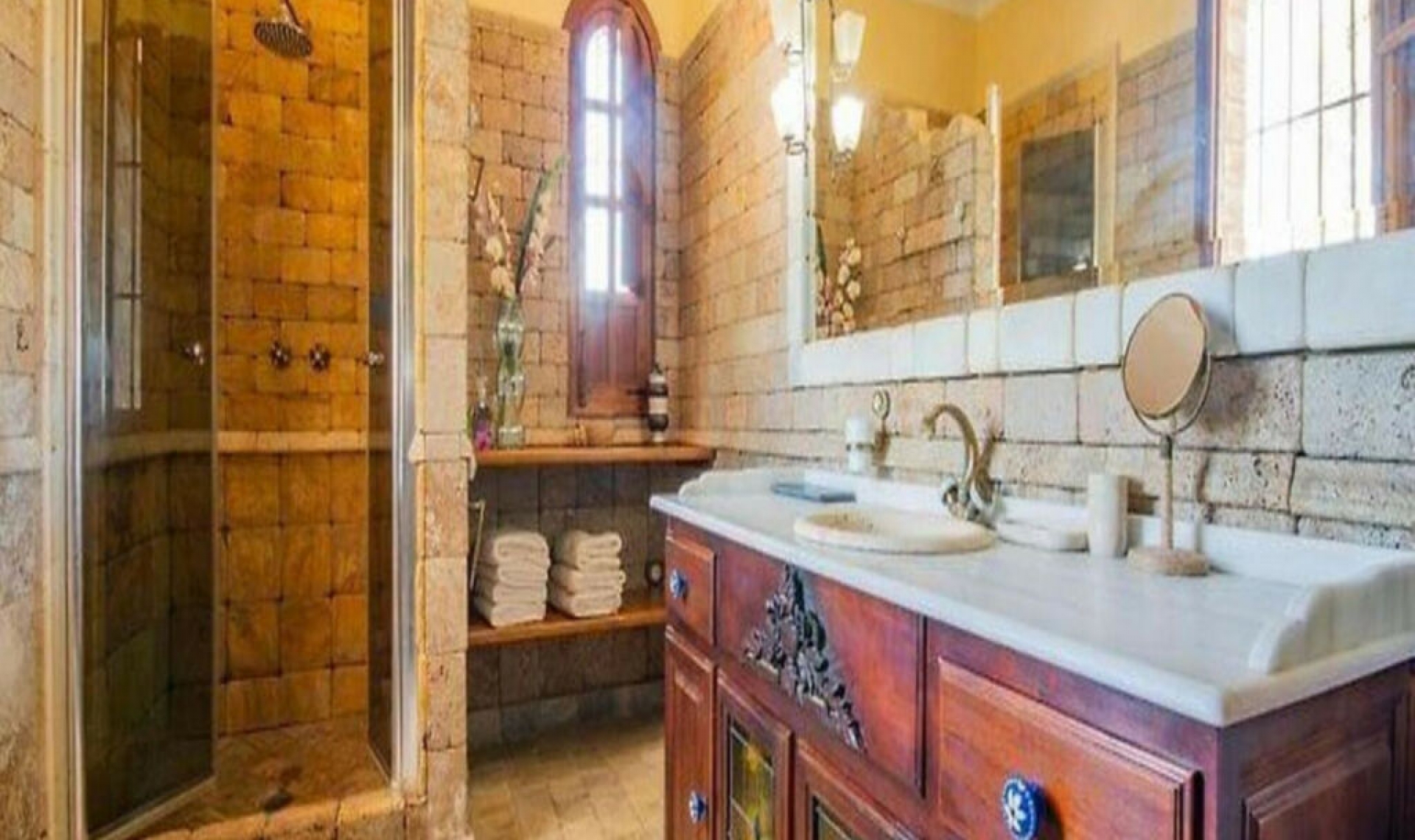 Resale - House -
Alhaurín el Grande