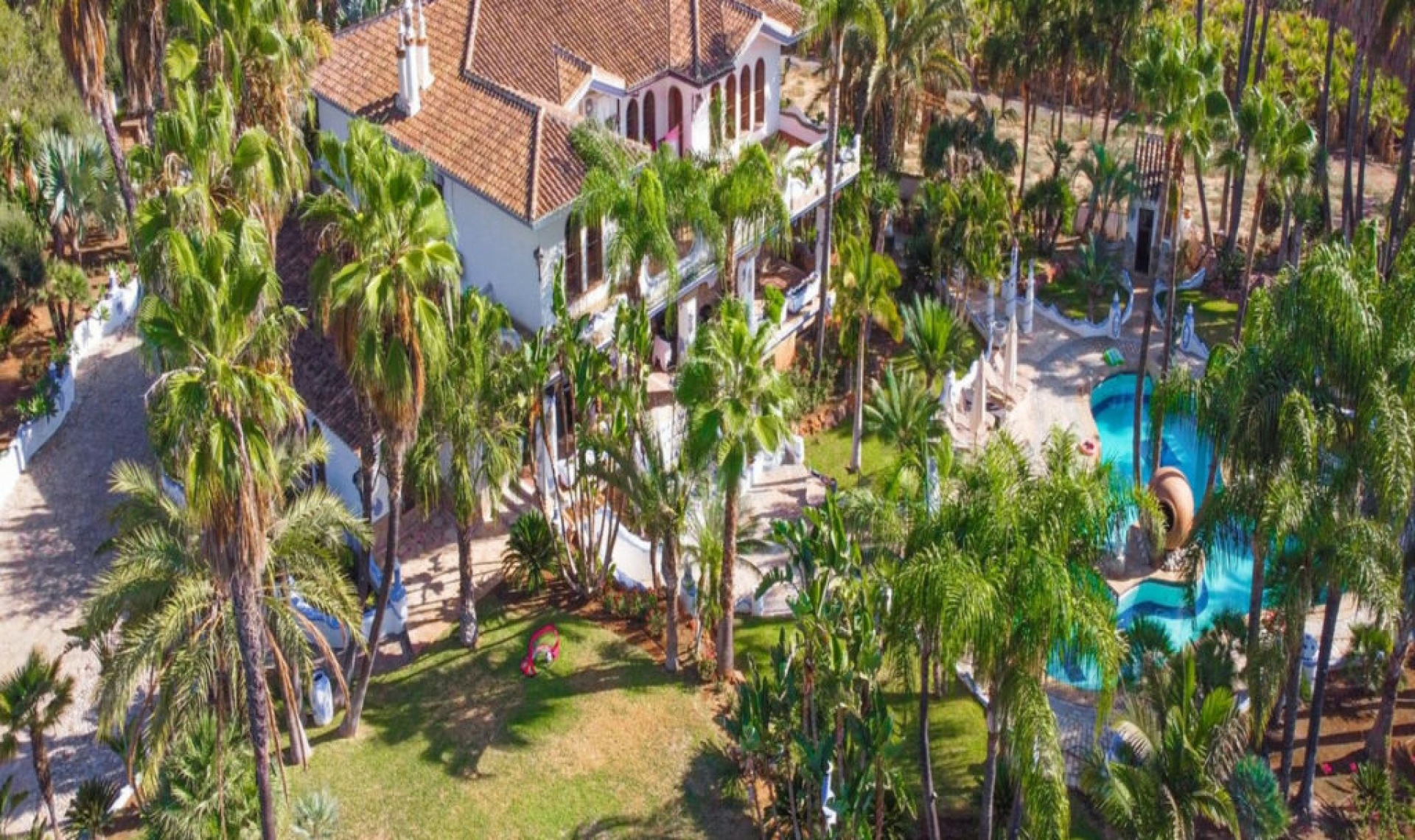 Resale - House -
Alhaurín el Grande