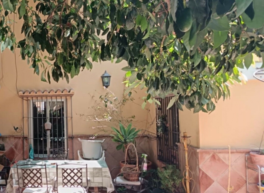 Resale - House -
Alhaurín el Grande