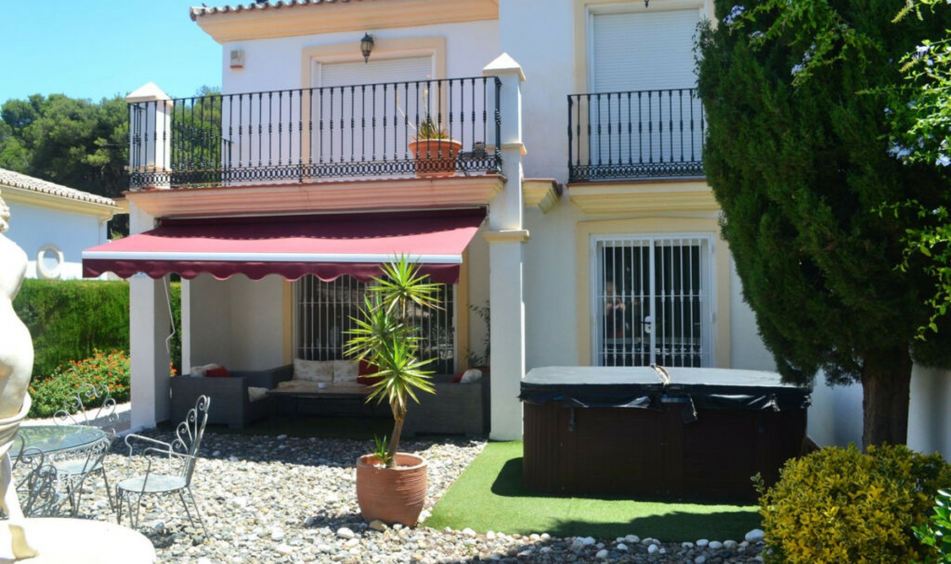 Resale - House -
Alhaurin Golf