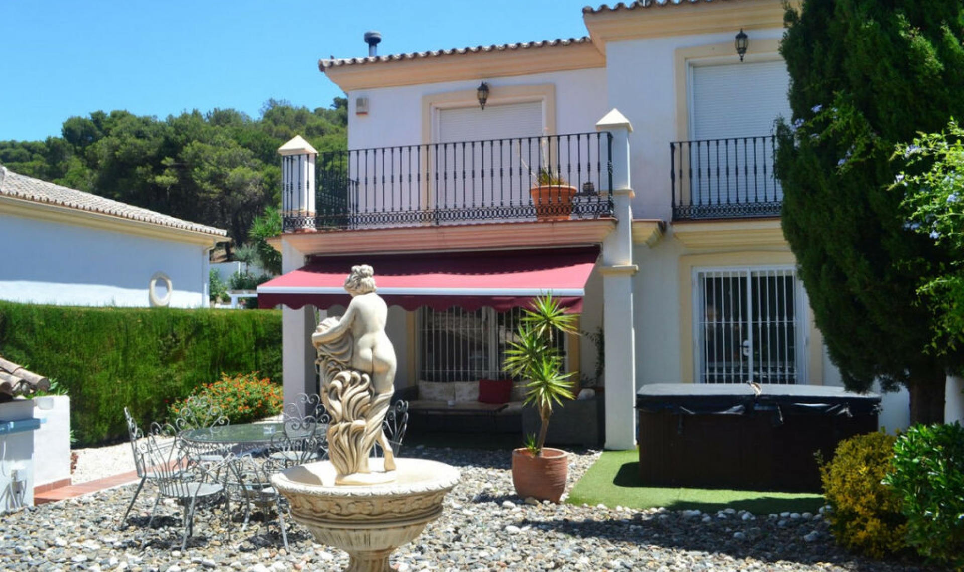 Resale - House -
Alhaurin Golf